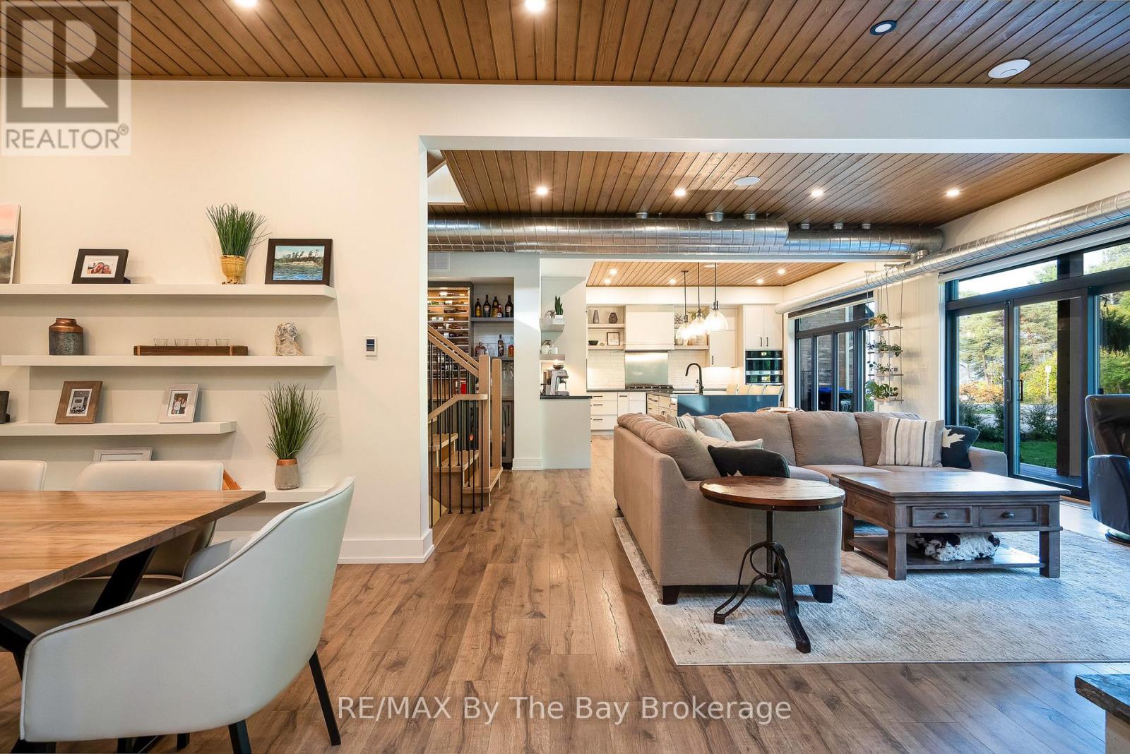 809 Eastdale Drive E, Wasaga Beach, Ontario  L9Z 2R7 - Photo 6 - S12773586