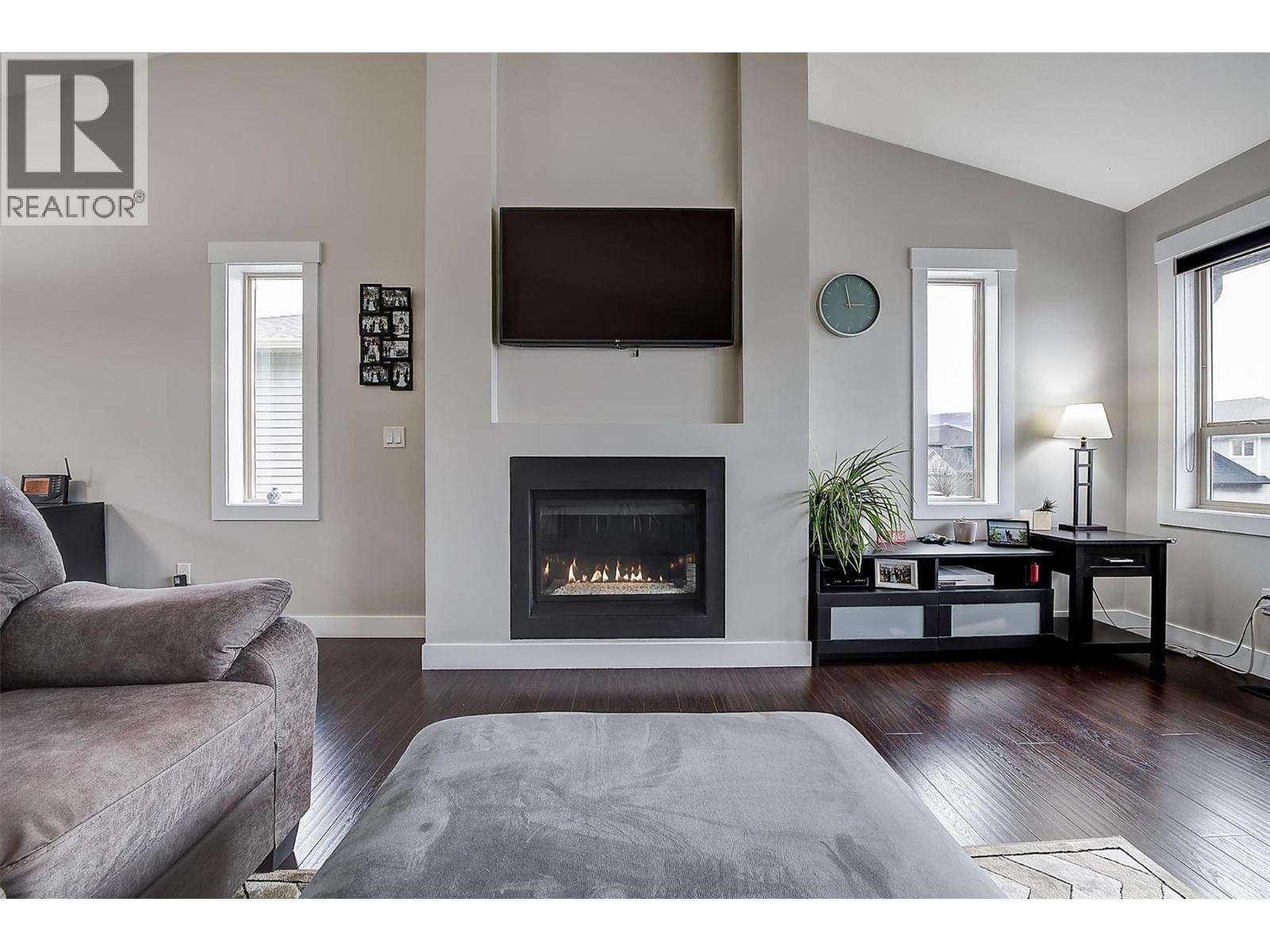 324 Arab Road Kelowna Photo 9