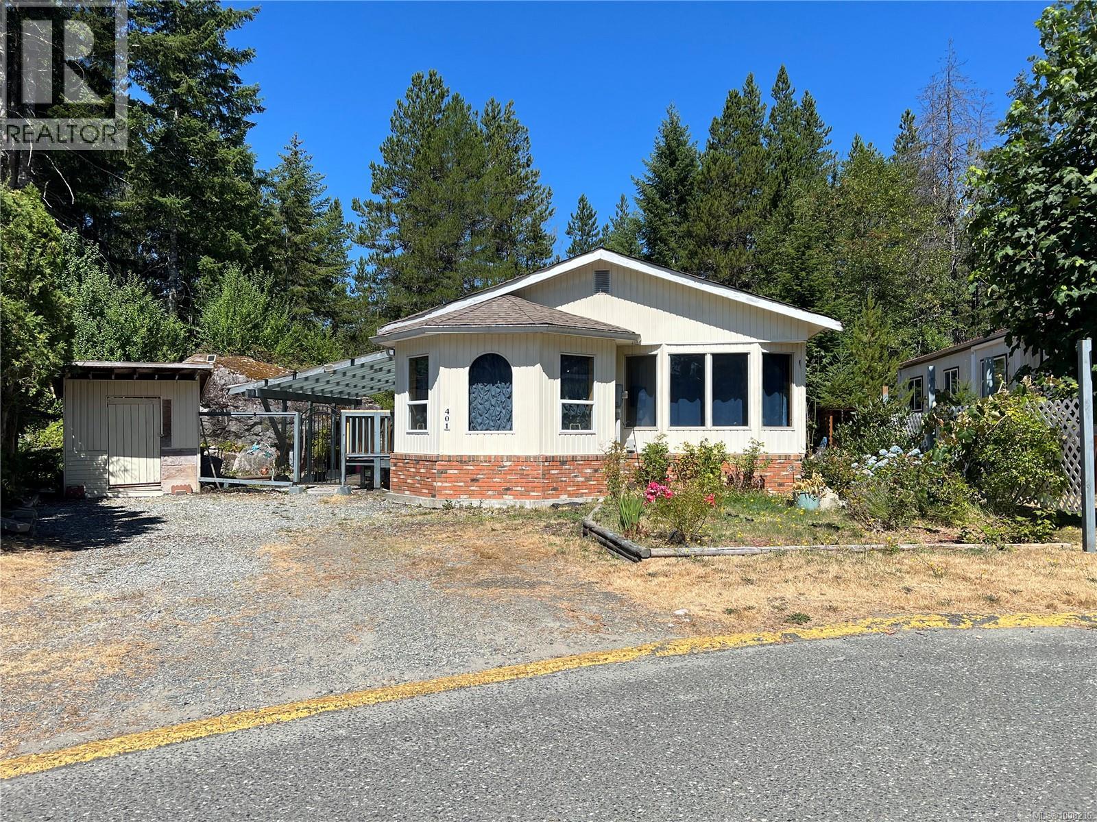 401 Conuma Dr, Gold River, British Columbia