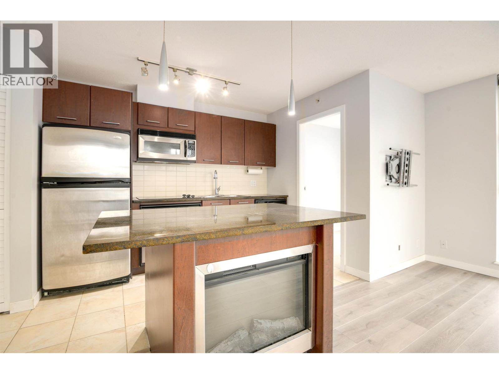 1808 1199 Seymour Street, Vancouver, British Columbia  V6B 1K3 - Photo 12 - R3087859