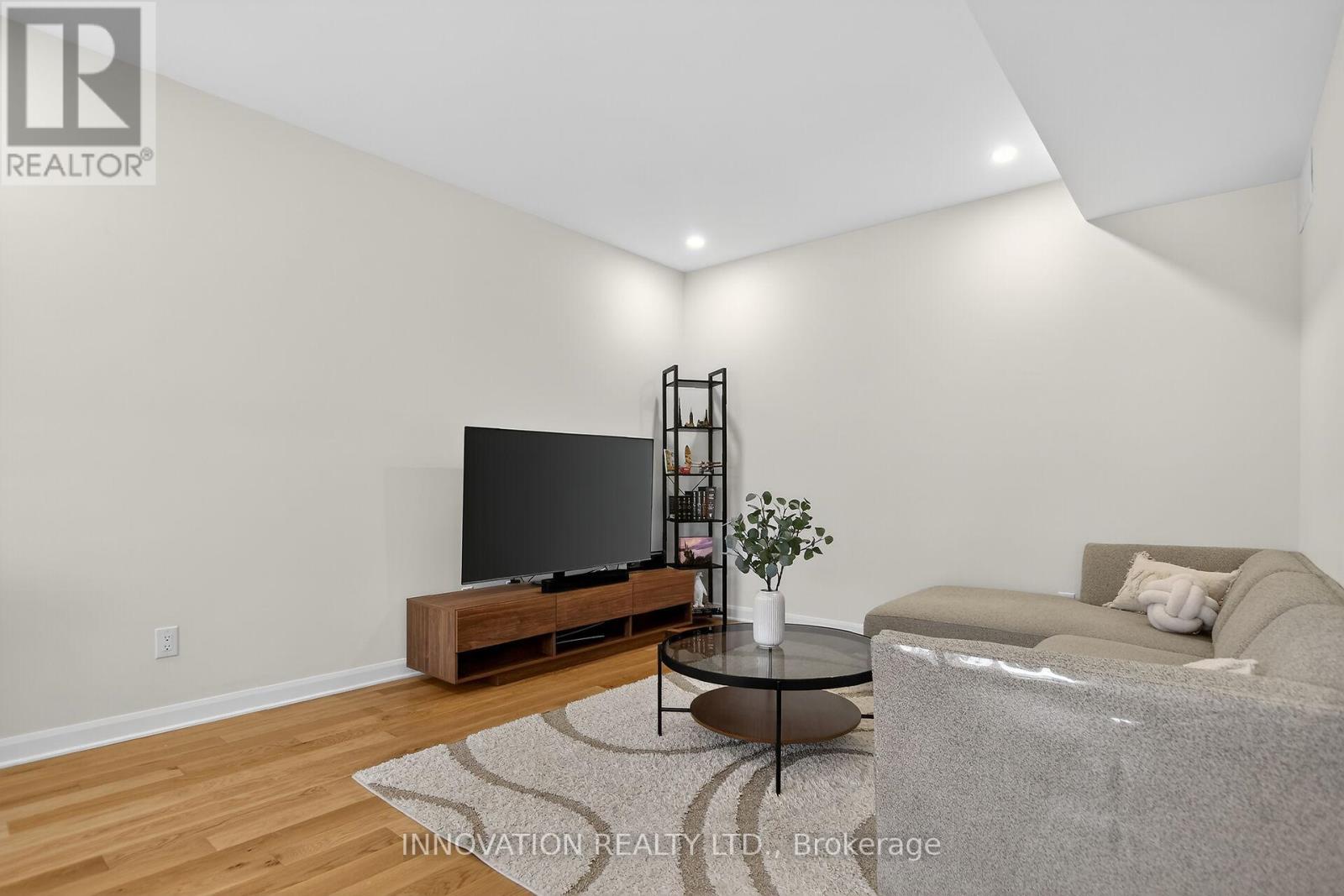 205 Attwell Private, Ottawa, Ontario  K2K 0P6 - Photo 8 - X12773610