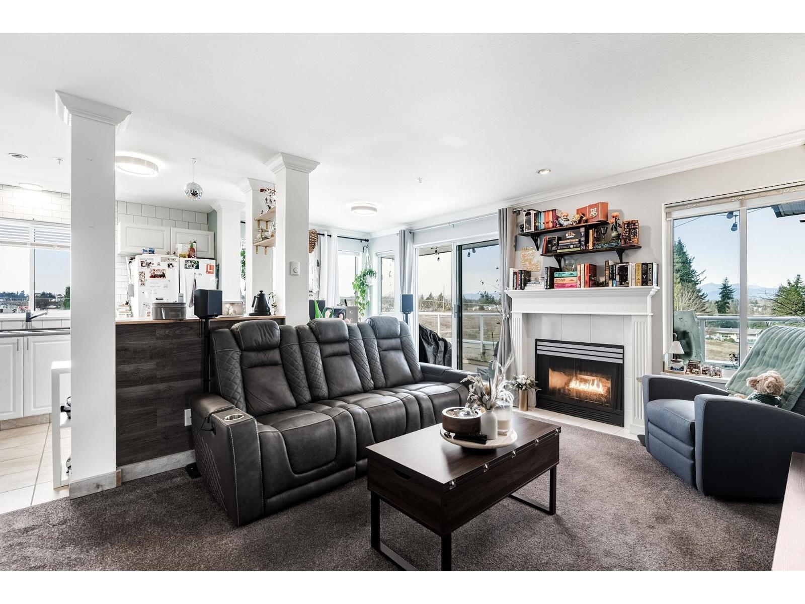 453 2750 Fairlane Street, Abbotsford, British Columbia  V2S 7K9 - Photo 2 - R3088194