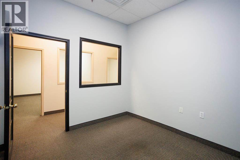 203, 4807 50 Avenue, Red Deer, Alberta  T4N 4A5 - Photo 12 - A2285181