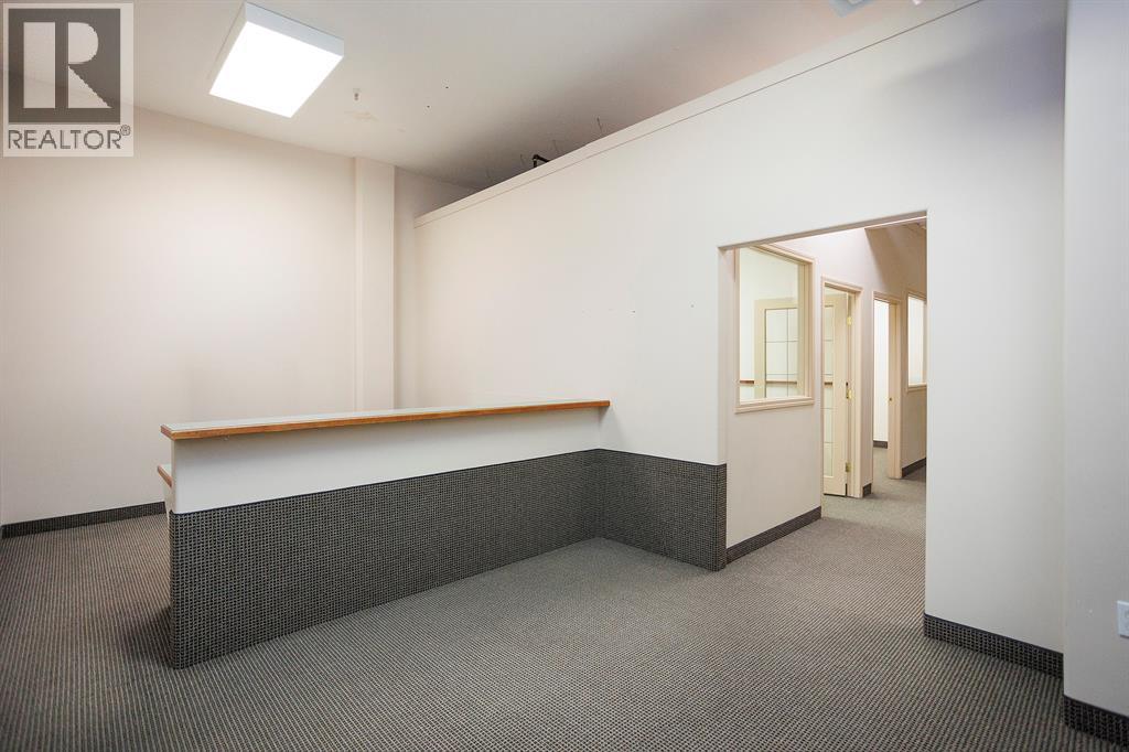 203, 4807 50 Avenue, Red Deer, Alberta  T4N 4A5 - Photo 2 - A2285181