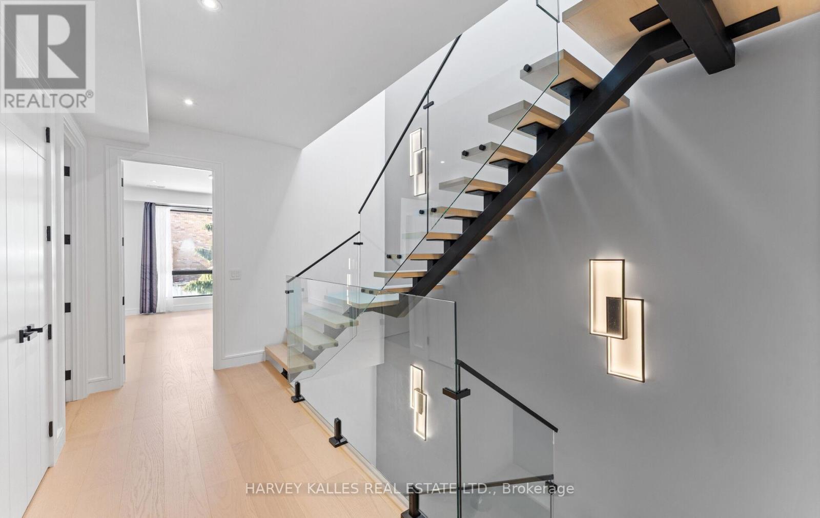 656 Oriole Parkway, Toronto, Ontario  M4R 2C4 - Photo 12 - C12771692