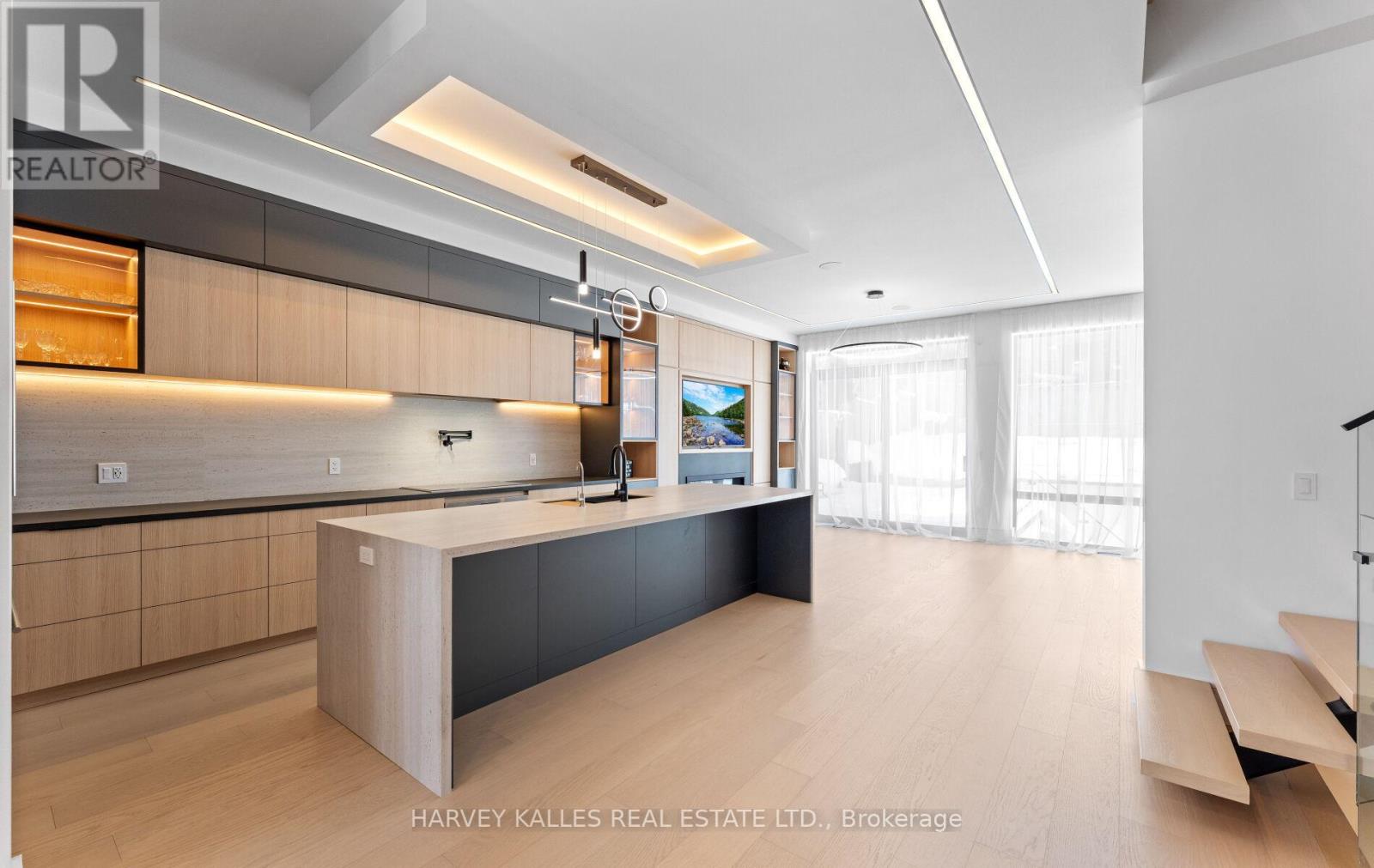 656 Oriole Parkway, Toronto, Ontario  M4R 2C4 - Photo 8 - C12771692