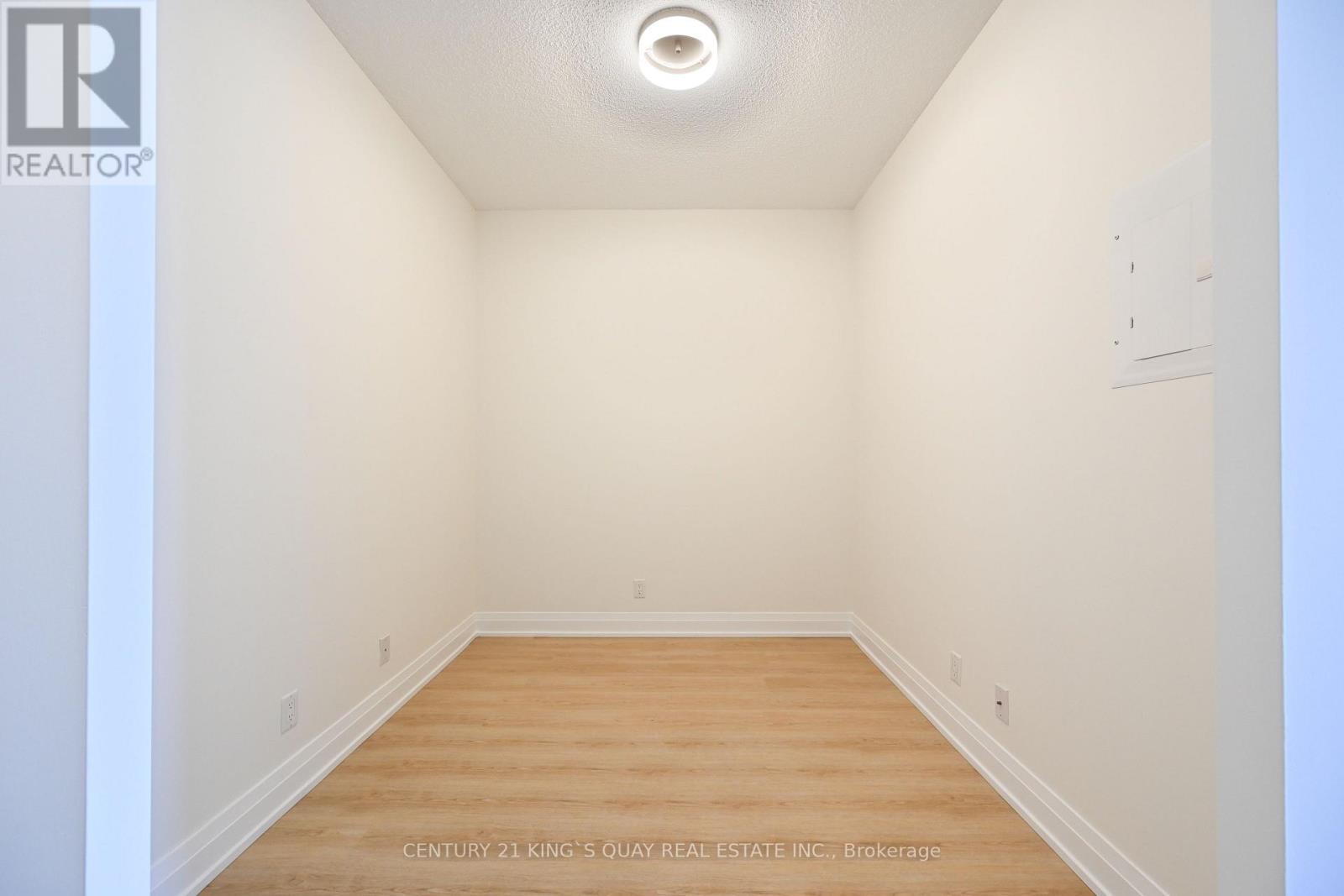 Ph 19 - 376 Highway 7 E, Richmond Hill, Ontario  L4B 0C7 - Photo 10 - N12772690