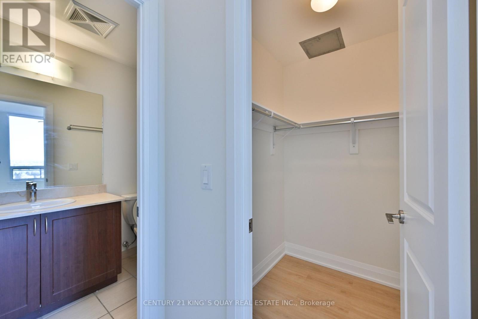 Ph 19 - 376 Highway 7 E, Richmond Hill, Ontario  L4B 0C7 - Photo 14 - N12772690