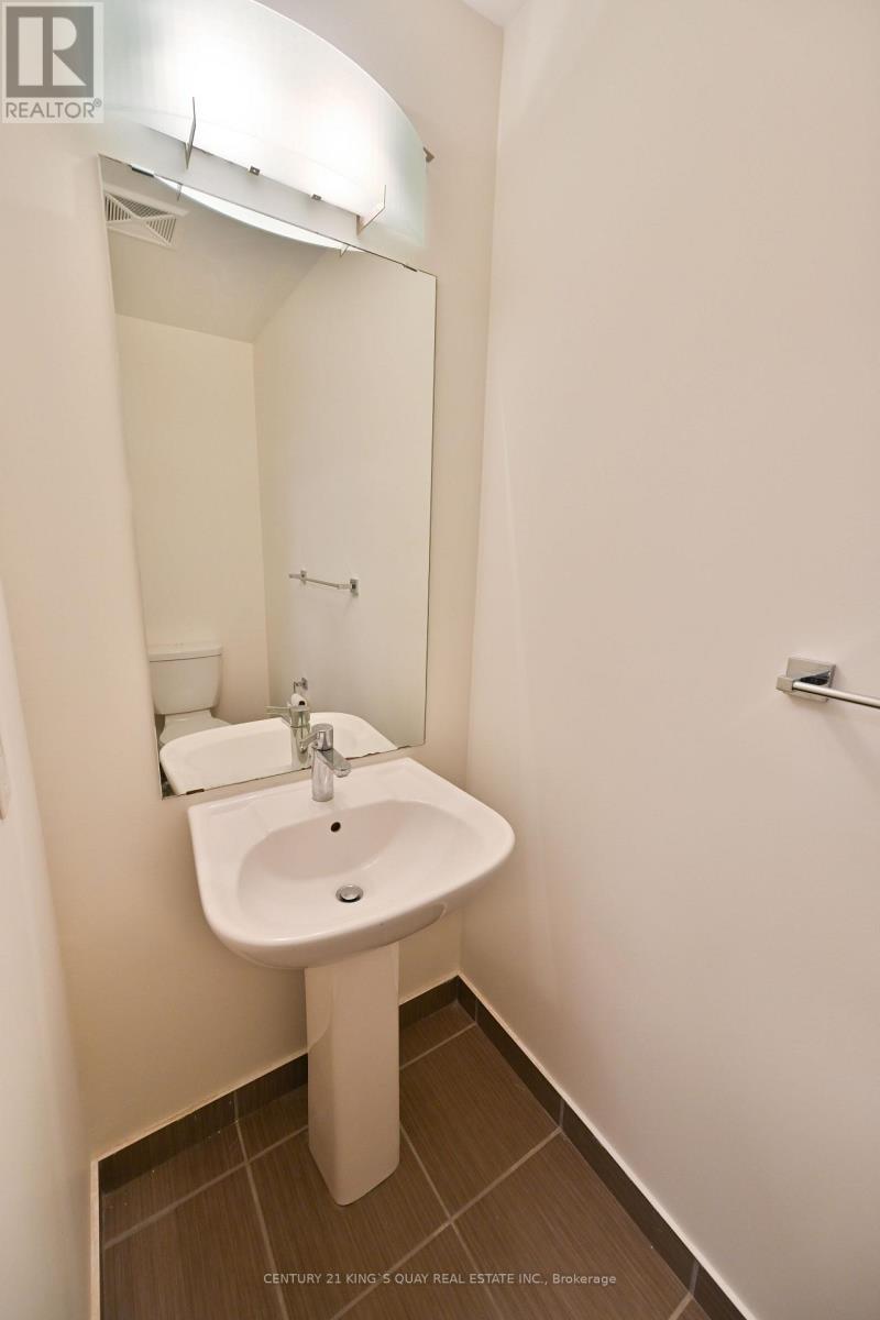 Ph 19 - 376 Highway 7 E, Richmond Hill, Ontario  L4B 0C7 - Photo 11 - N12772690