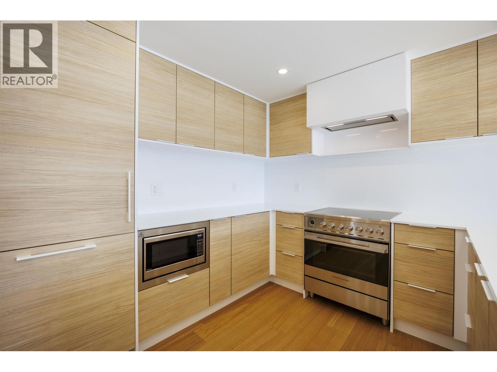 404 6485 Manitoba Street, Vancouver, British Columbia  V5Y 2Z7 - Photo 10 - R3088138