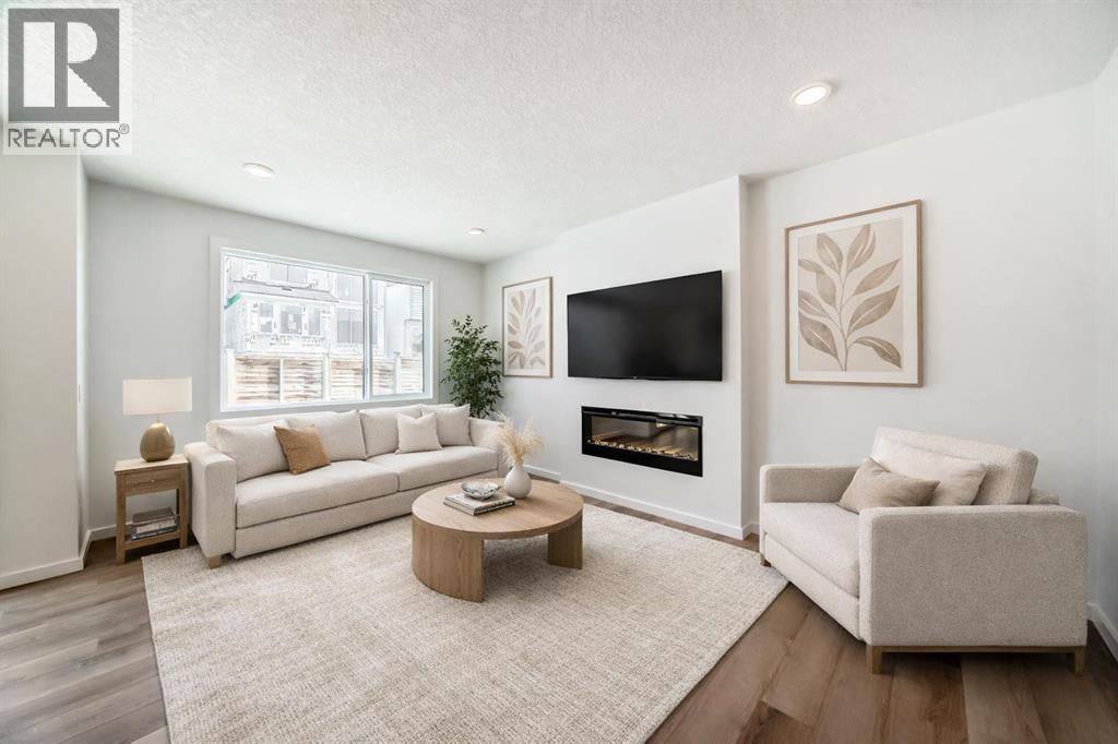 25 Starling Place Nw, Calgary, Alberta  T3P 2V6 - Photo 3 - A2281085