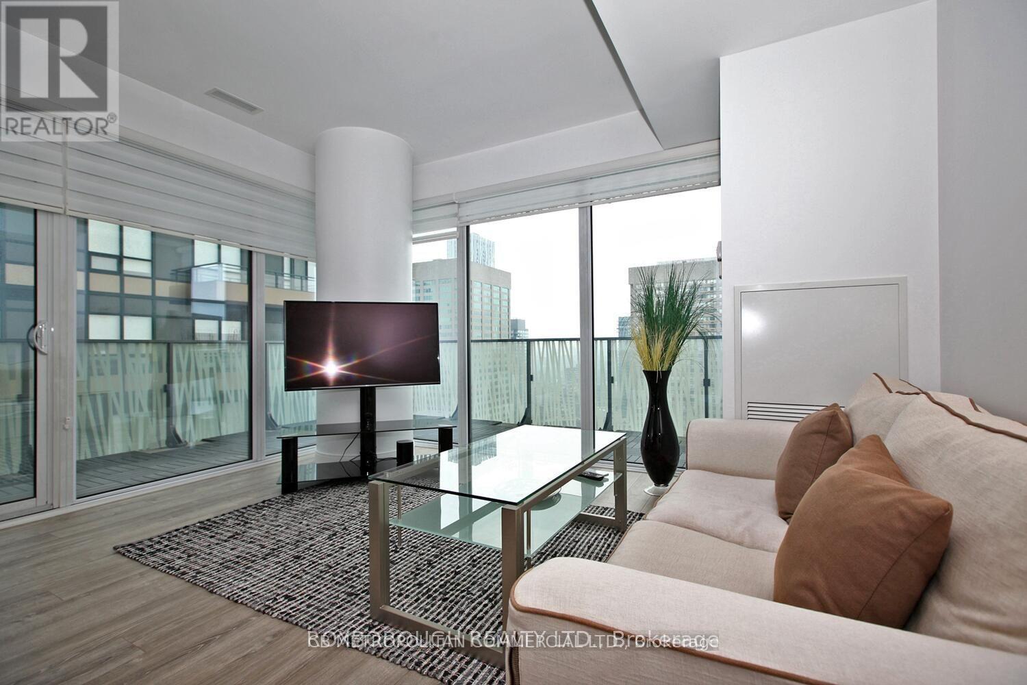 3107 - 42 Charles Street E, Toronto, Ontario  M4Y 1T4 - Photo 2 - C12773602