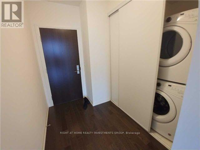 1927 - 460 Adelaide Street E, Toronto, Ontario  M5A 1N6 - Photo 2 - C12773606