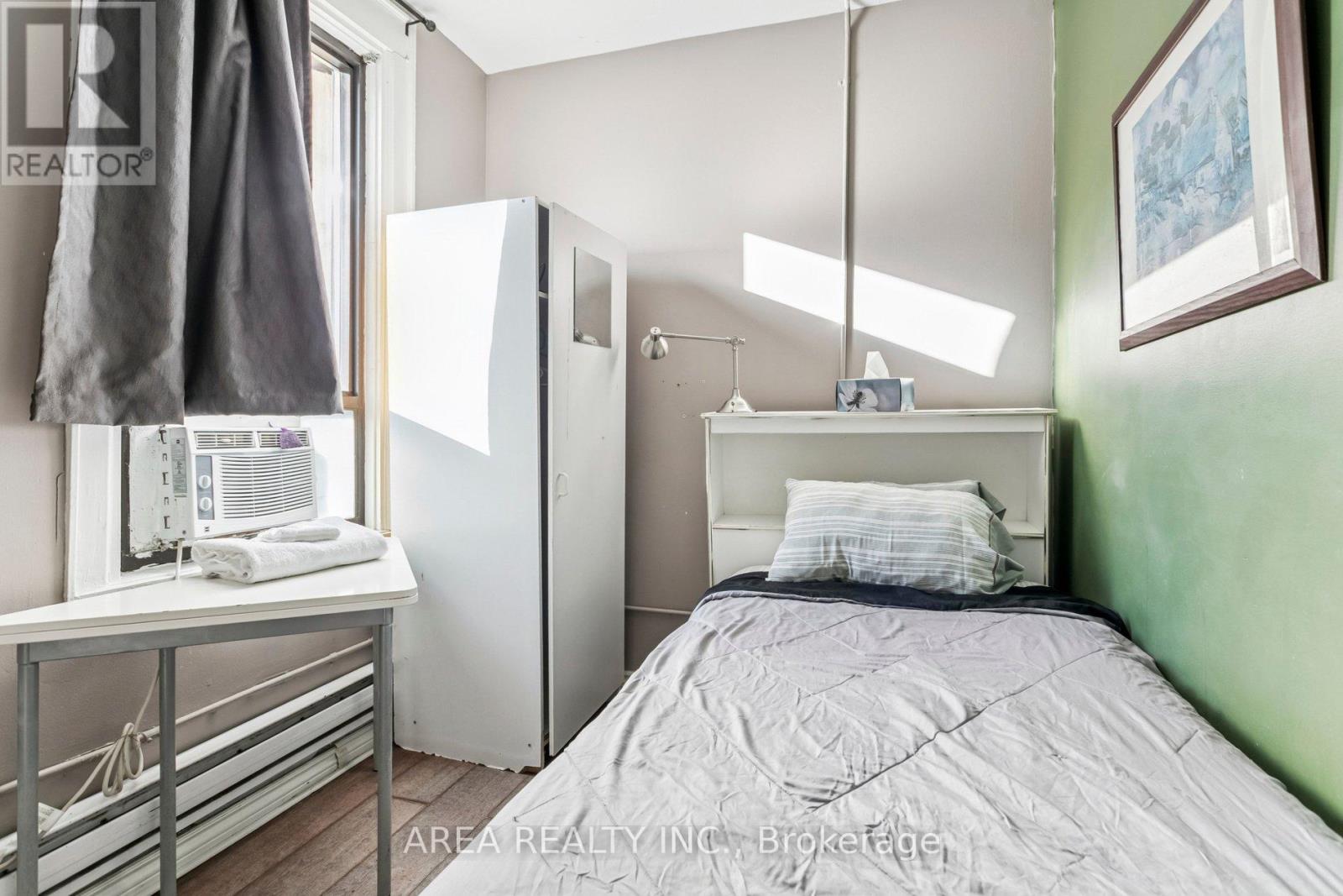 137 Jarvis Street, Toronto, Ontario  M5C 2H6 - Photo 11 - C12773654