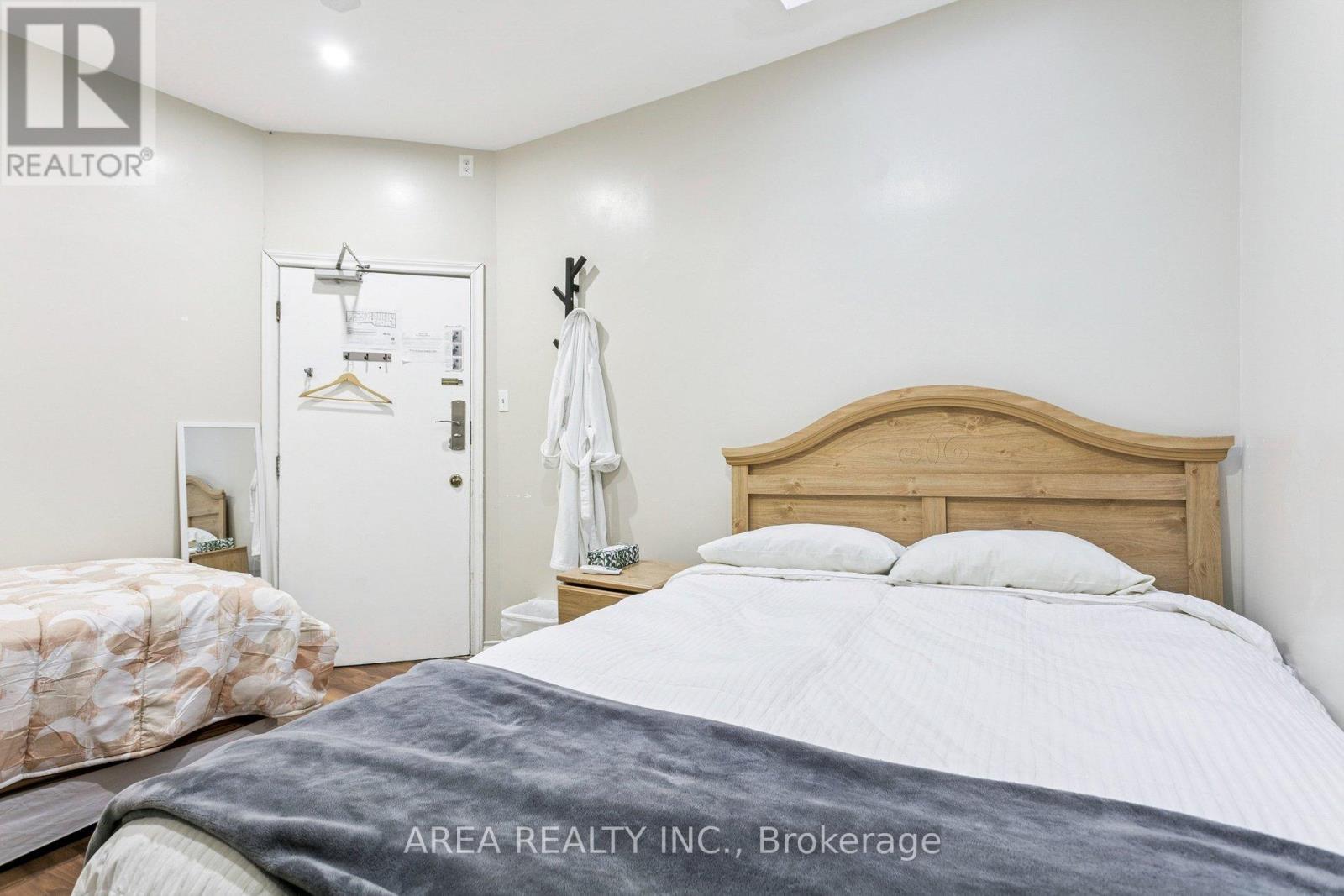 137 Jarvis Street, Toronto, Ontario  M5C 2H6 - Photo 24 - C12773654