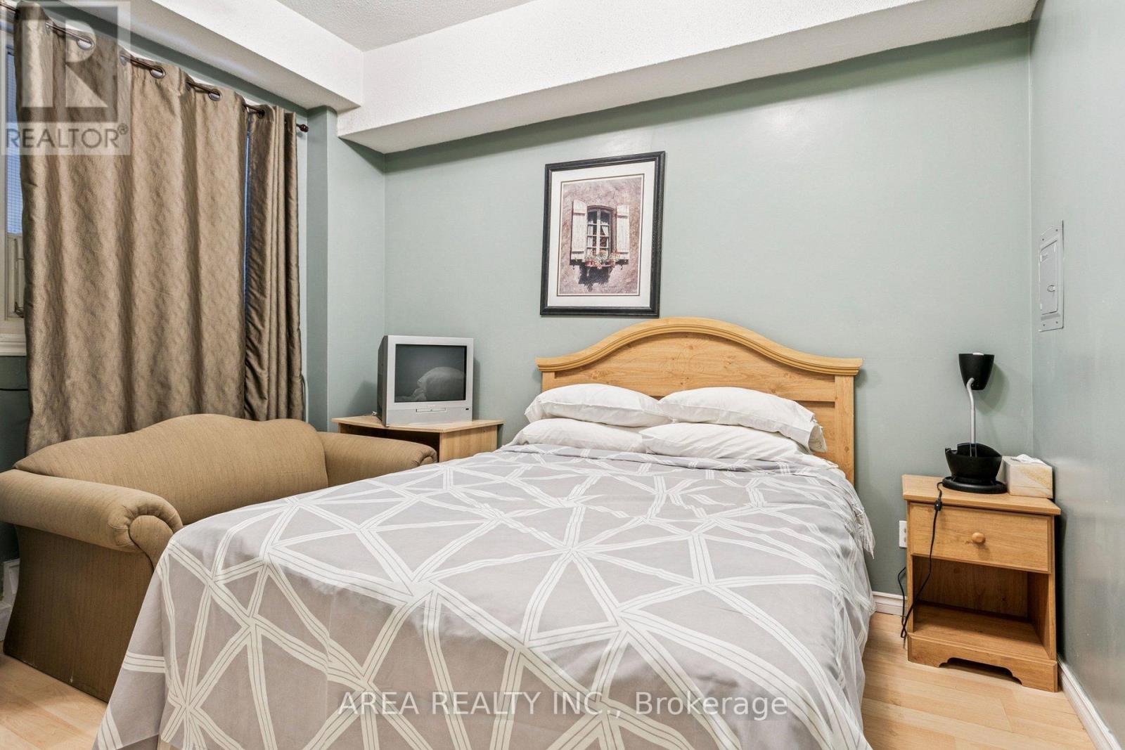 137 Jarvis Street, Toronto, Ontario  M5C 2H6 - Photo 25 - C12773654