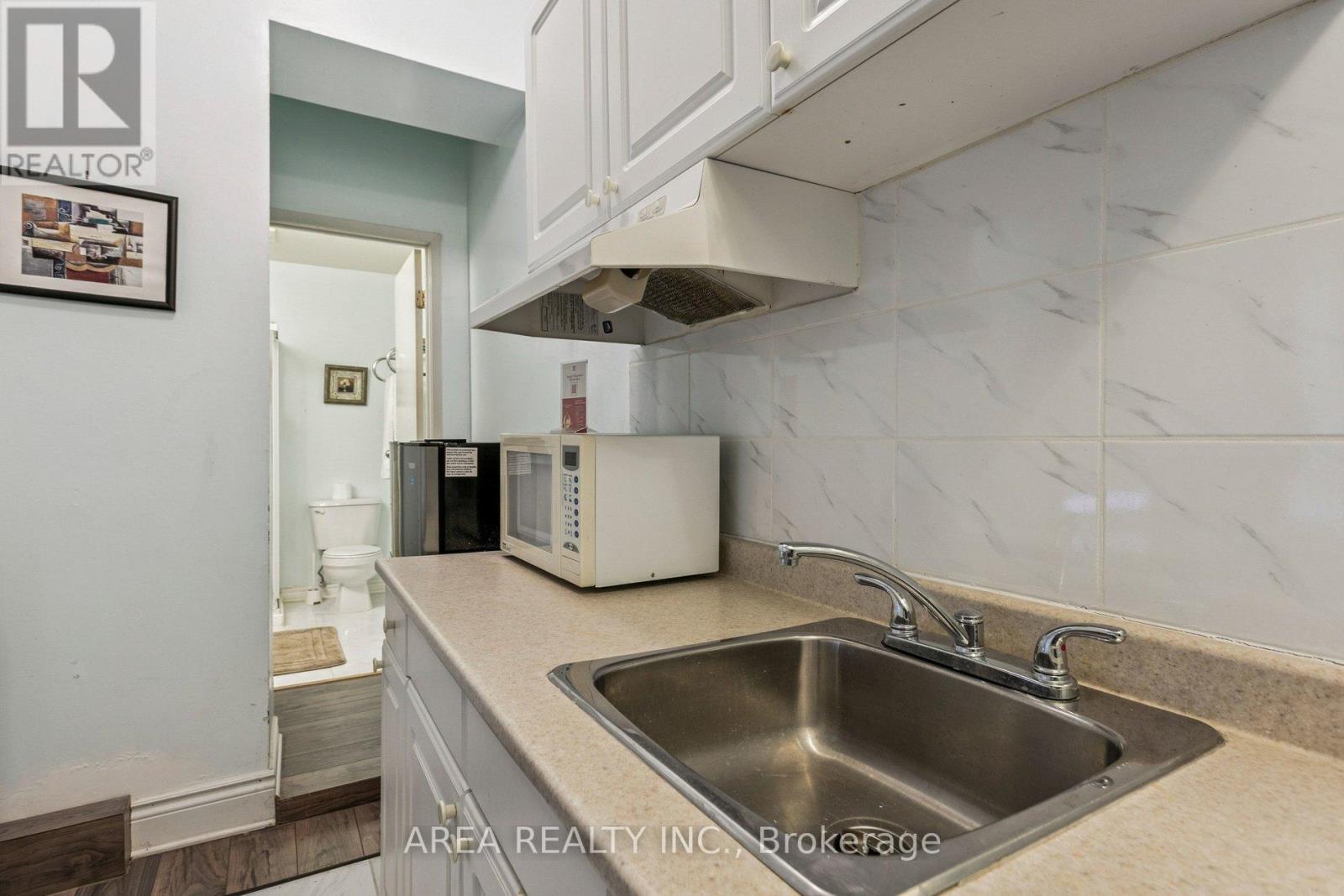 137 Jarvis Street, Toronto, Ontario  M5C 2H6 - Photo 7 - C12773654