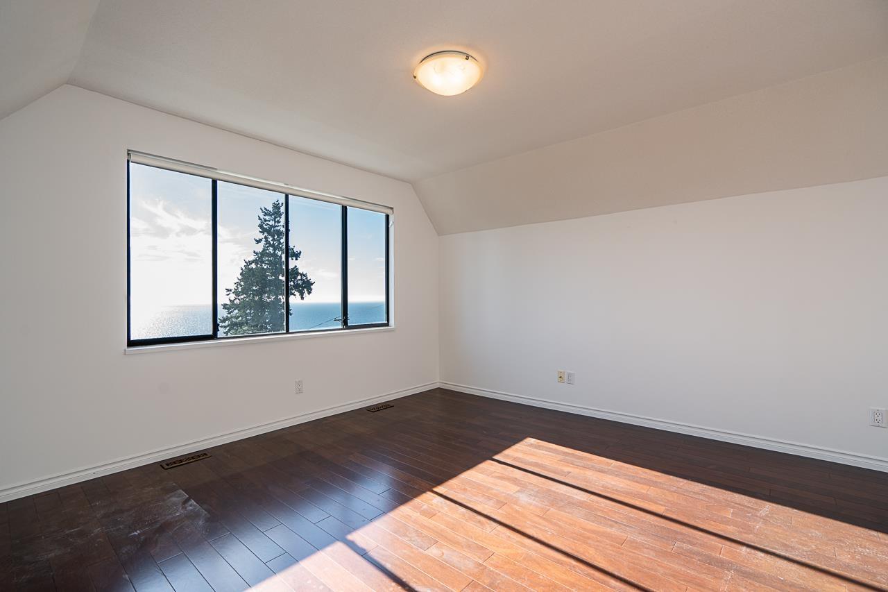 14815 Hardie Avenue, White Rock, British Columbia  V4B 2H6 - Photo 26 - R3087913