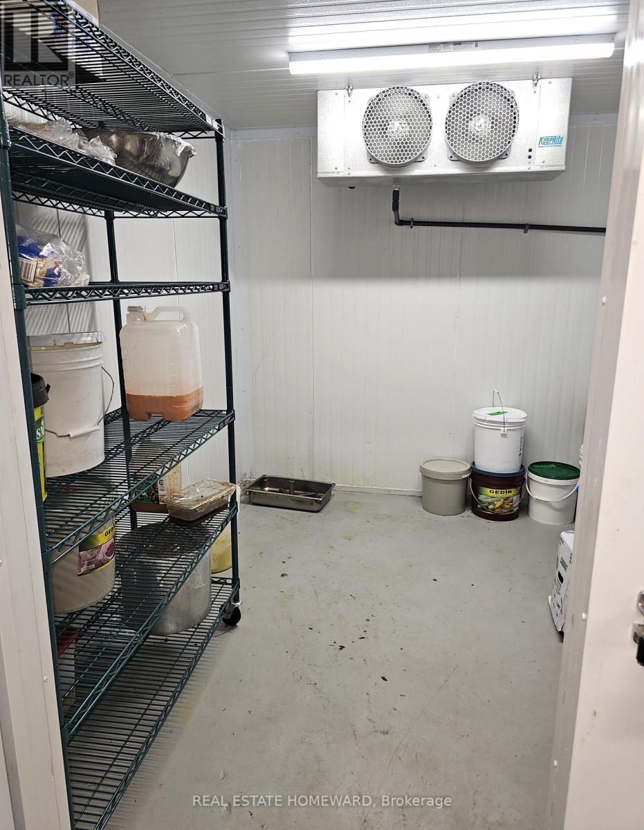 Main & Basement - 3032 Danforth Avenue, Toronto (Crescent Town), Ontario  M4C 1N2 - Photo 15 - E12773612