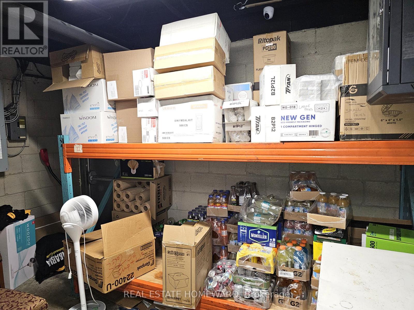 Main & Basement - 3032 Danforth Avenue, Toronto (Crescent Town), Ontario  M4C 1N2 - Photo 19 - E12773612