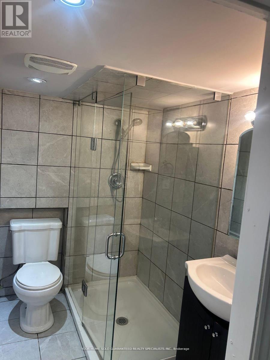 53 St Quentin Avenue, Toronto, Ontario  M1M 2M7 - Photo 3 - E12773618