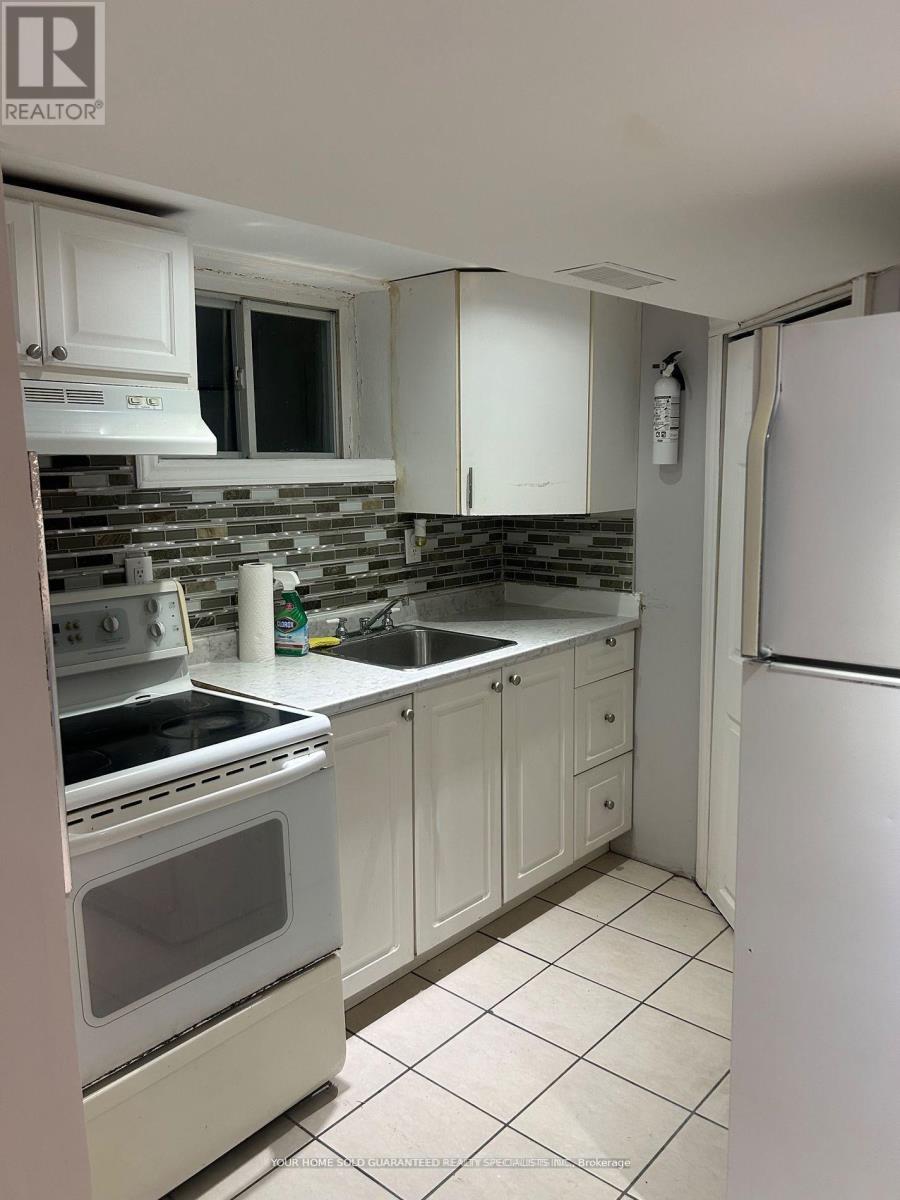 53 St Quentin Avenue, Toronto, Ontario  M1M 2M7 - Photo 5 - E12773618