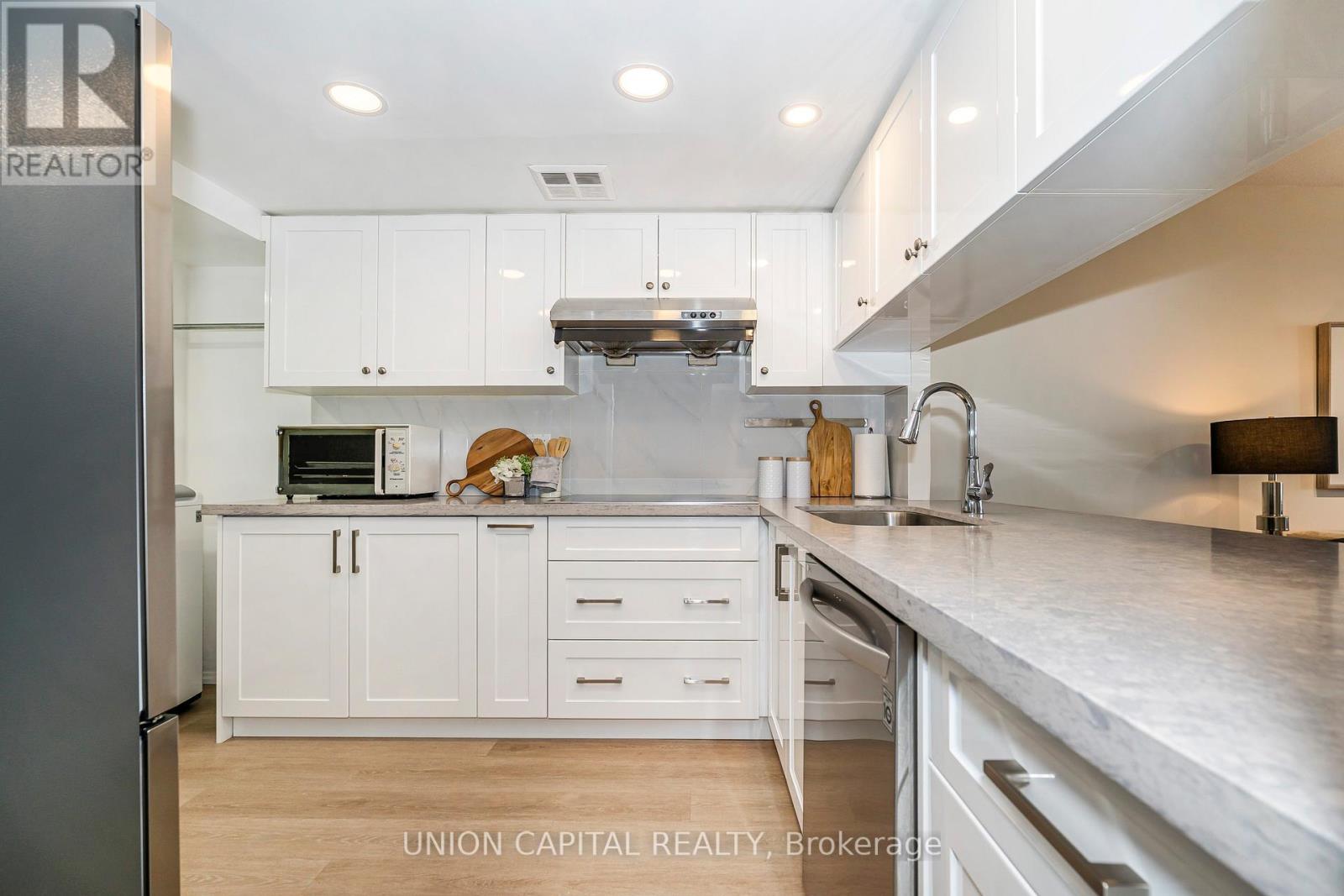 1112 - 225 Bamburgh Circle, Toronto, Ontario  M1W 3X9 - Photo 9 - E12773684