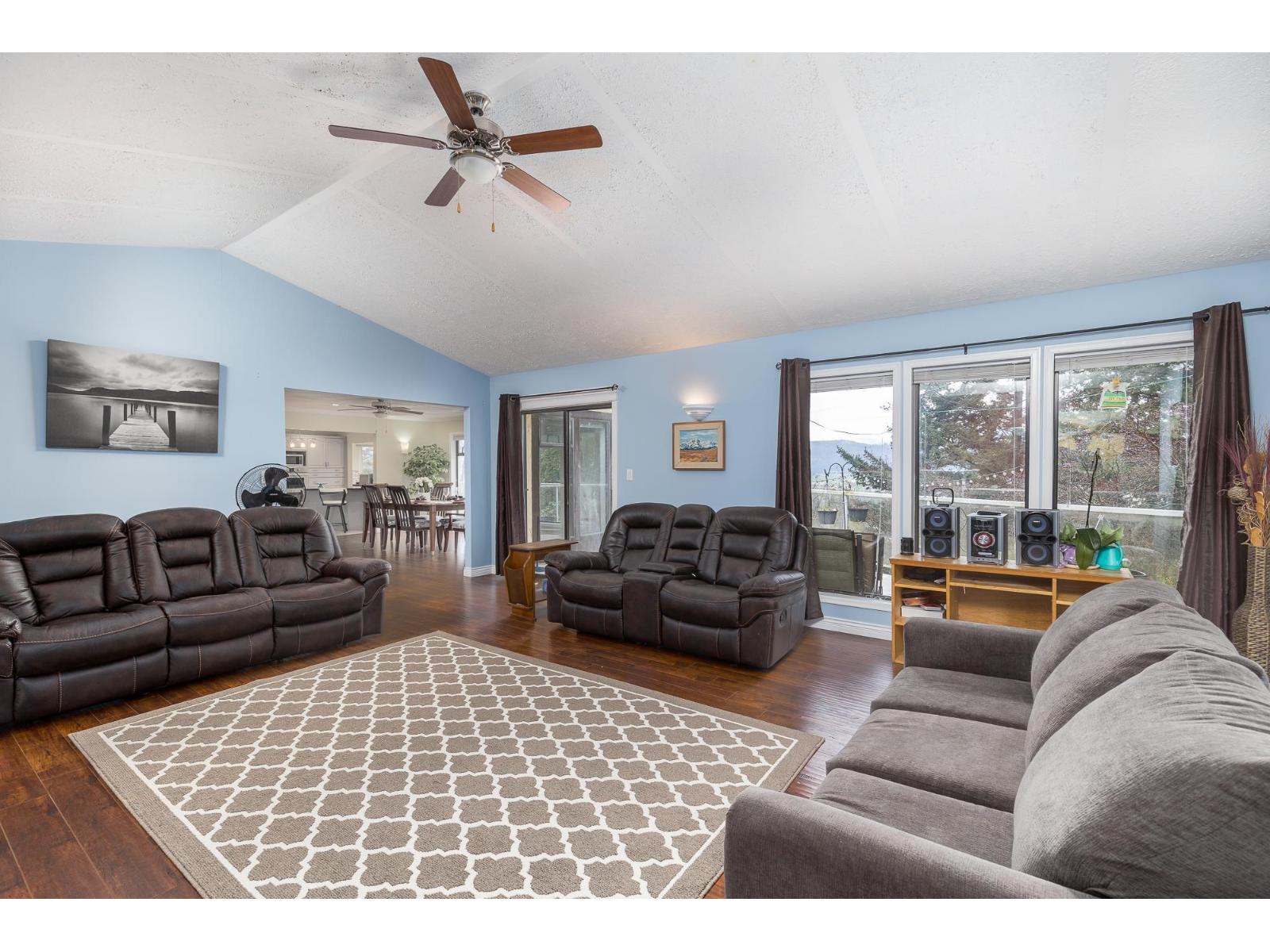 2055 LION COURT, Abbotsford, British Columbia