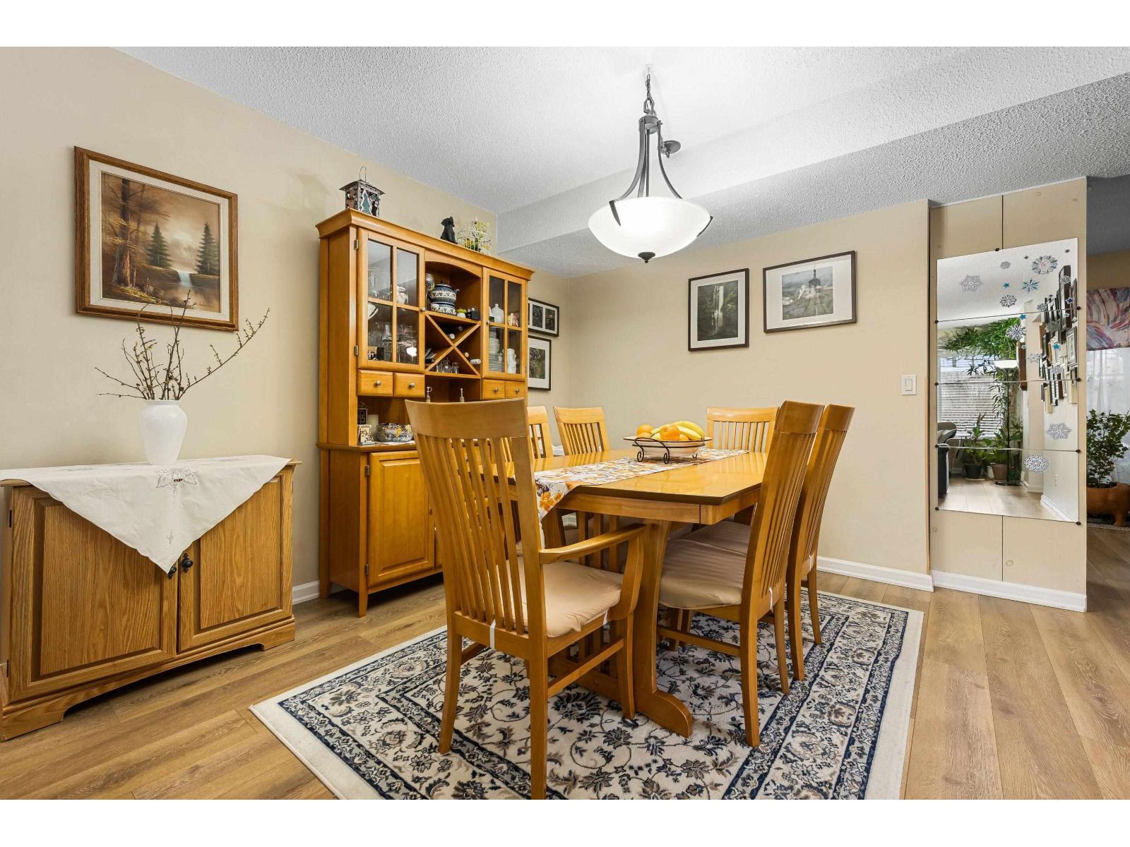 6907 134a Street, Surrey, British Columbia  V3W 8G6 - Photo 11 - R3087669