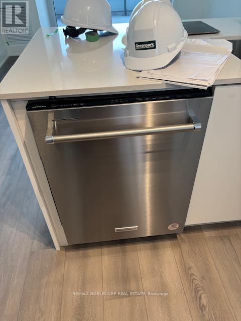 515 - 8960 Jane Street, Vaughan, Ontario  L4K 0N9 - Photo 4 - N12773594