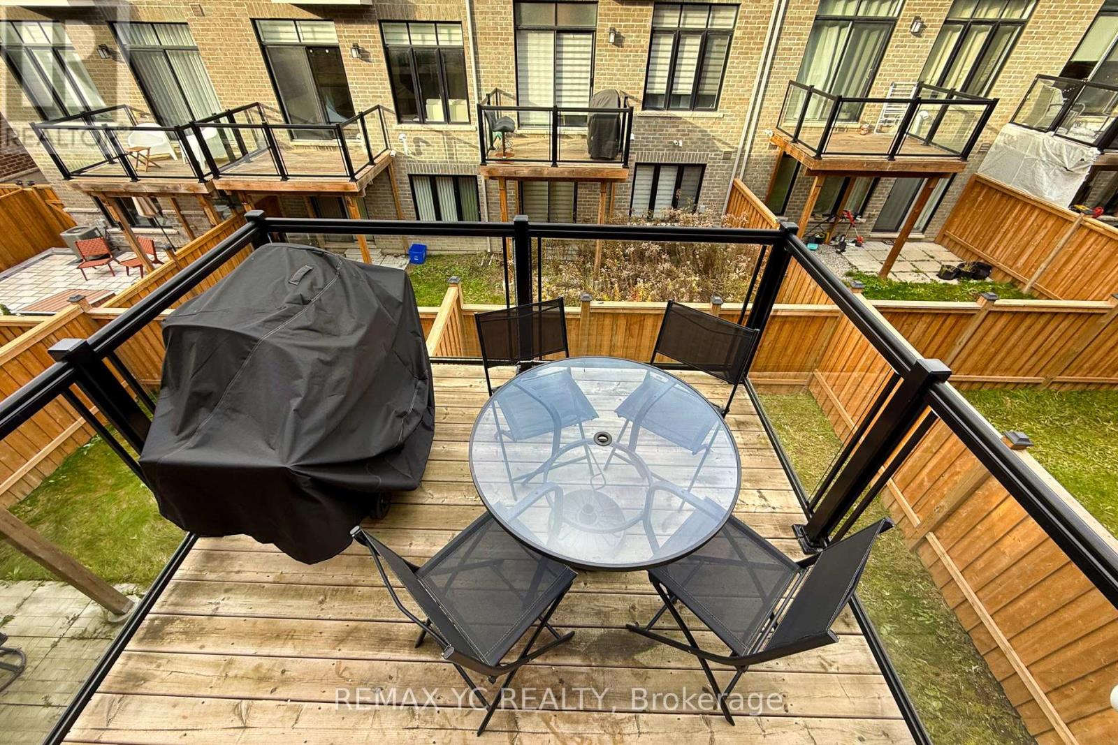 33 Duncombe Lane, Richmond Hill (South Richvale), Ontario  L4C 1C2 - Photo 41 - N12773666