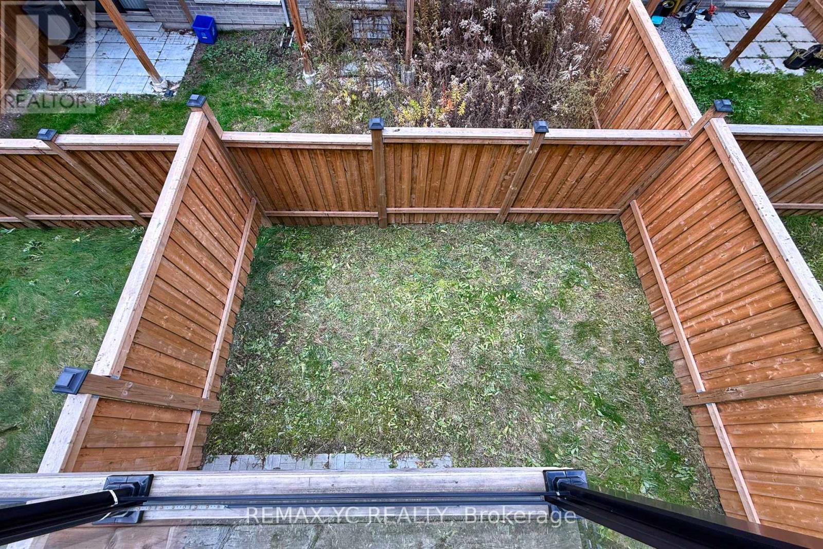 33 Duncombe Lane, Richmond Hill (South Richvale), Ontario  L4C 1C2 - Photo 44 - N12773666