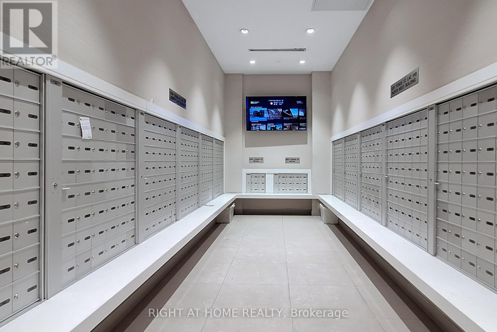 1504 - 9201 Yonge Street, Richmond Hill, Ontario  L4C 6Z2 - Photo 23 - N12773670