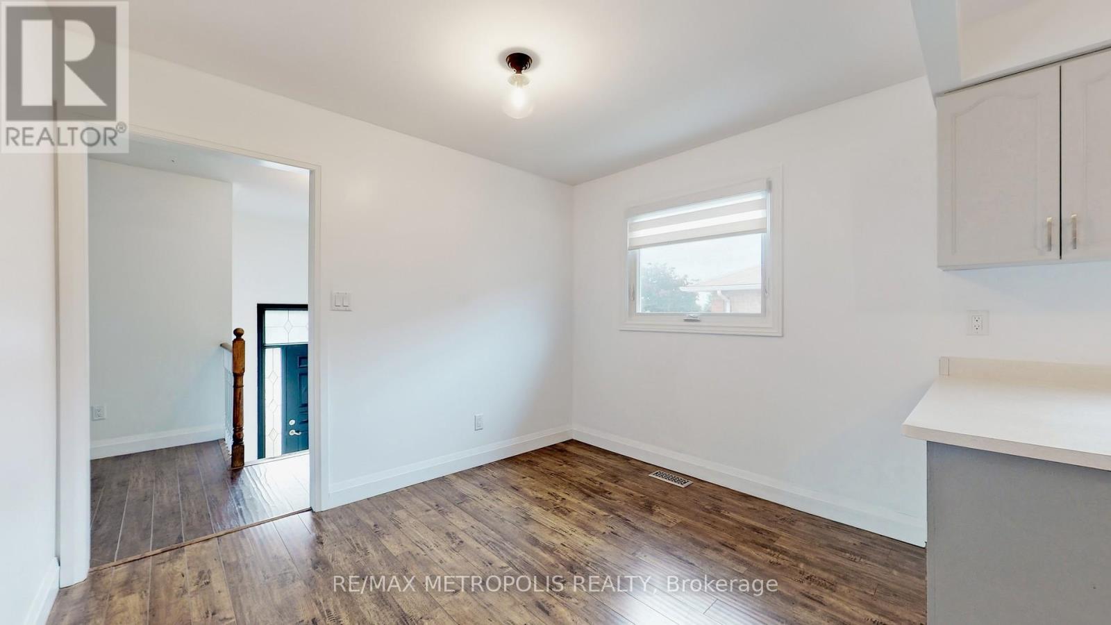 Main - 17 Porritt Street, Barrie (Ardagh), Ontario  L4N 6Y5 - Photo 18 - S12773582