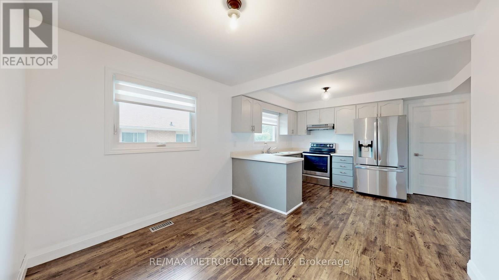 Main - 17 Porritt Street, Barrie (Ardagh), Ontario  L4N 6Y5 - Photo 20 - S12773582