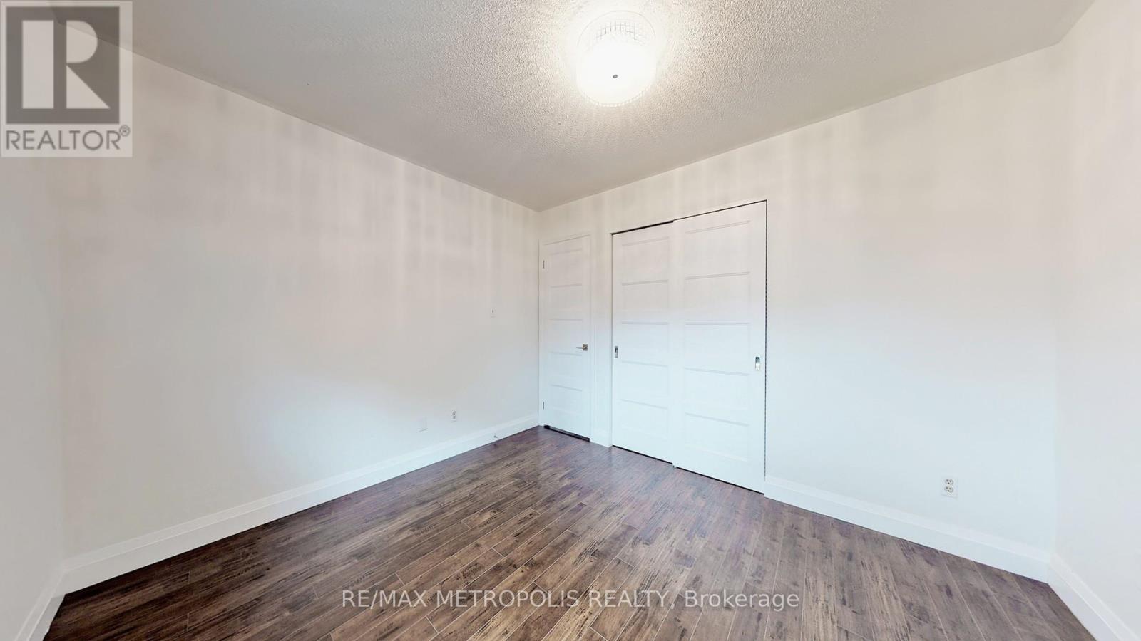 Main - 17 Porritt Street, Barrie (Ardagh), Ontario  L4N 6Y5 - Photo 25 - S12773582