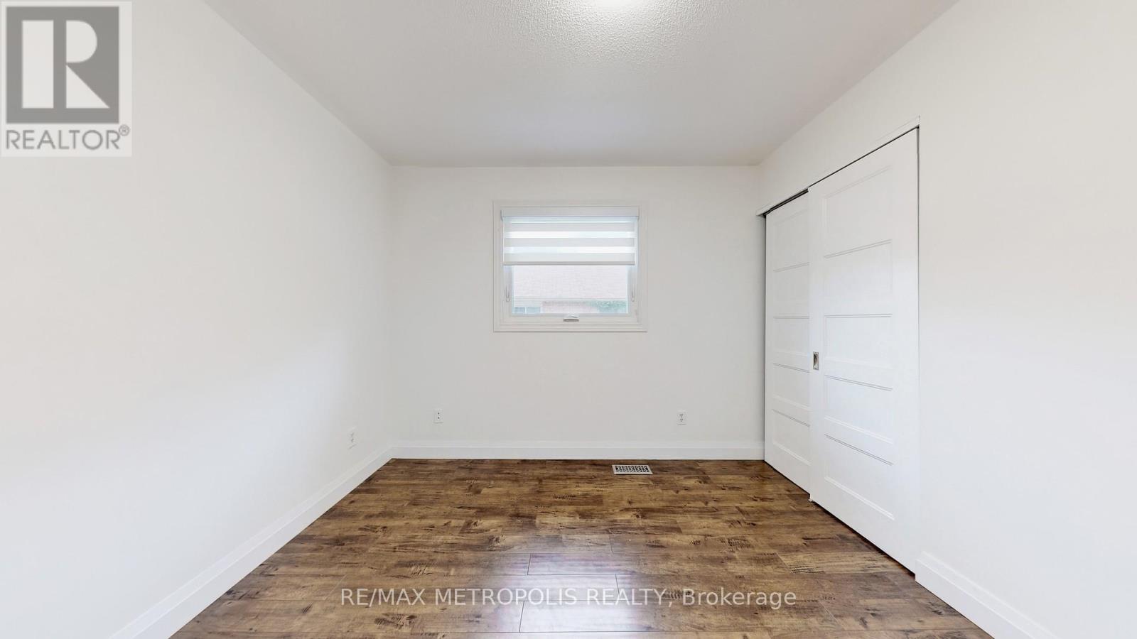 Main - 17 Porritt Street, Barrie (Ardagh), Ontario  L4N 6Y5 - Photo 30 - S12773582