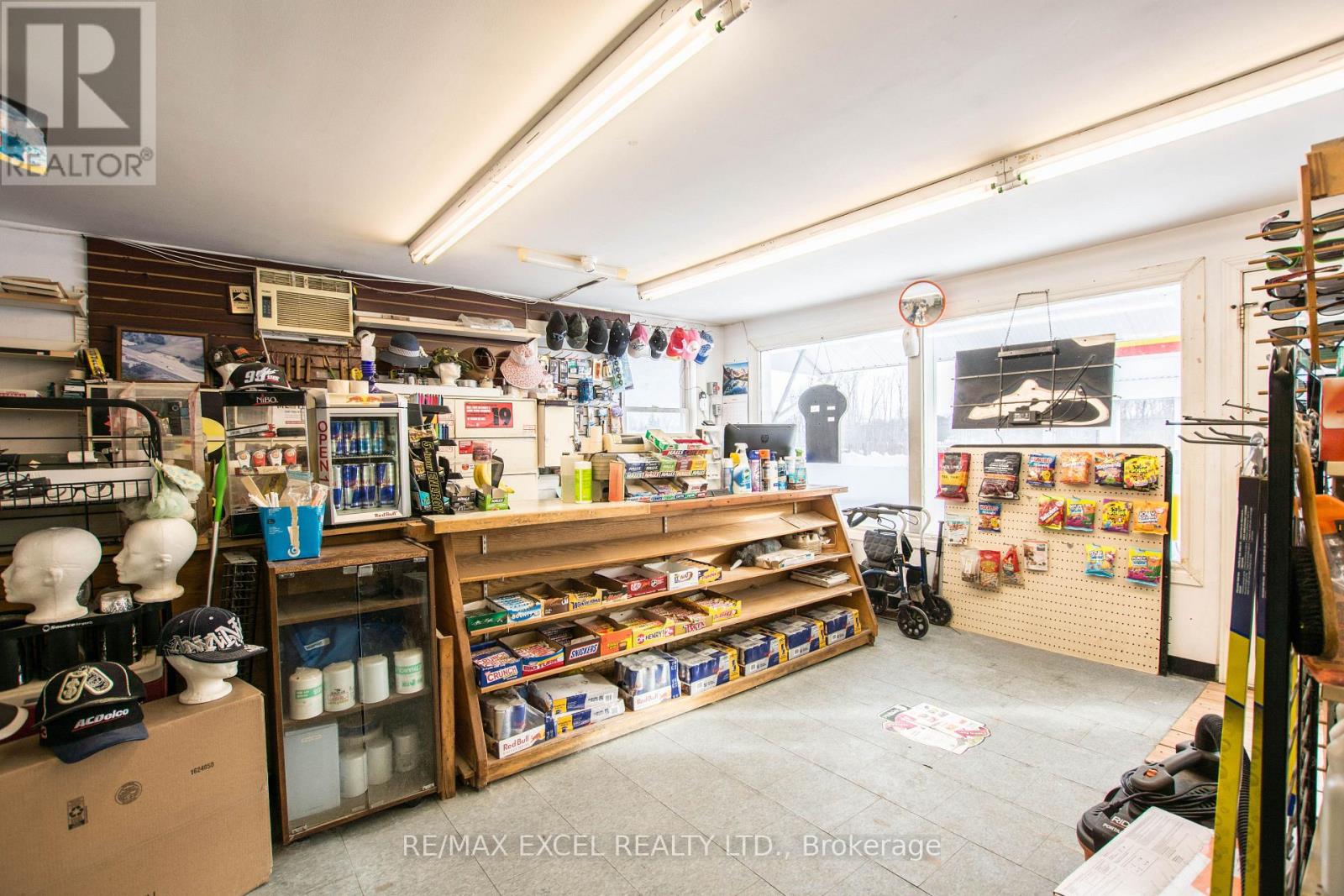 8906 Hwy 11 Road S, Severn, Ontario  L3V 6H3 - Photo 25 - S12773648