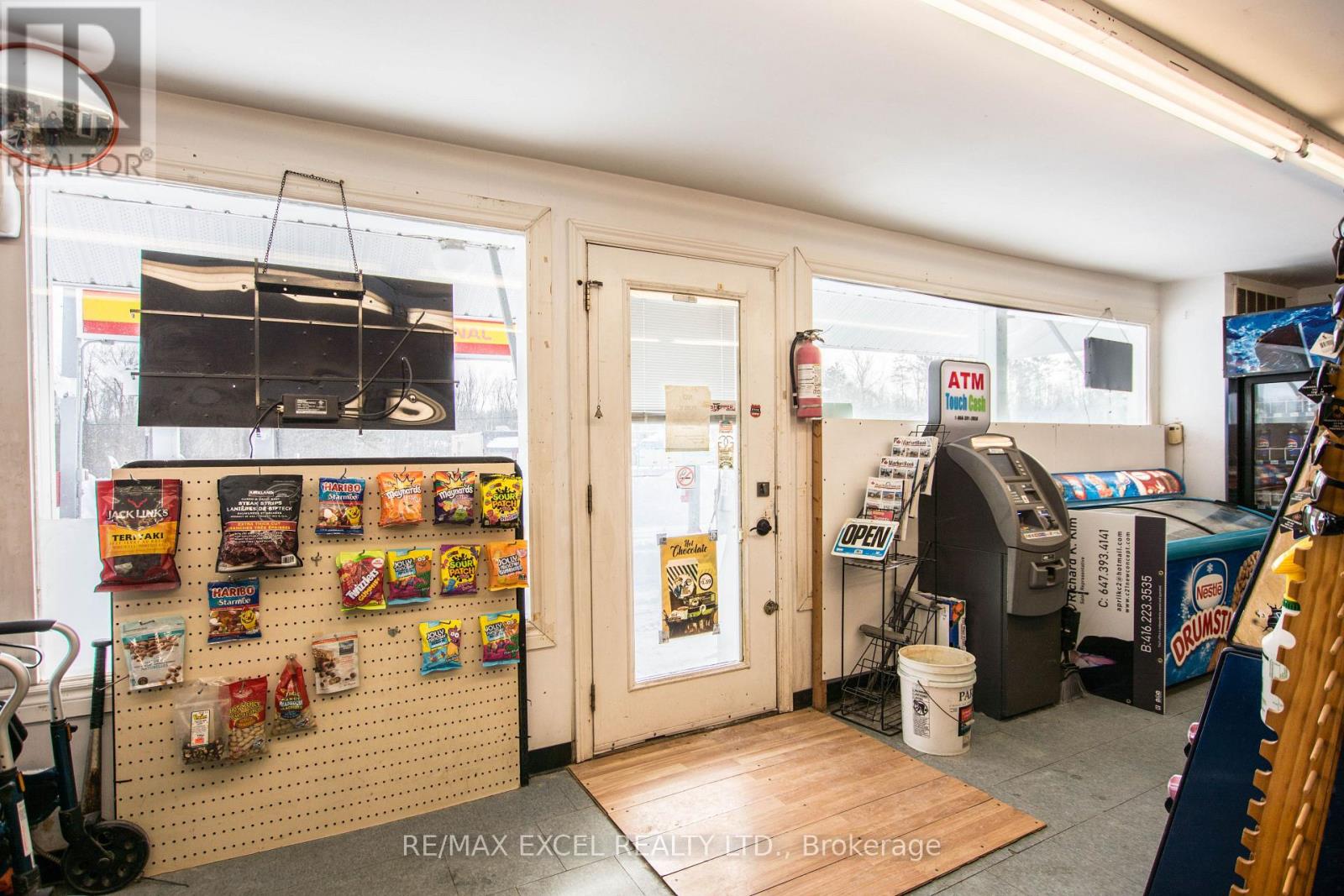 8906 Hwy 11 Road S, Severn, Ontario  L3V 6H3 - Photo 30 - S12773648