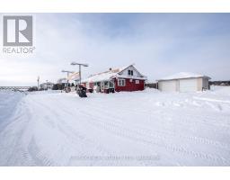 8906 HWY 11 ROAD S, Severn, Ontario