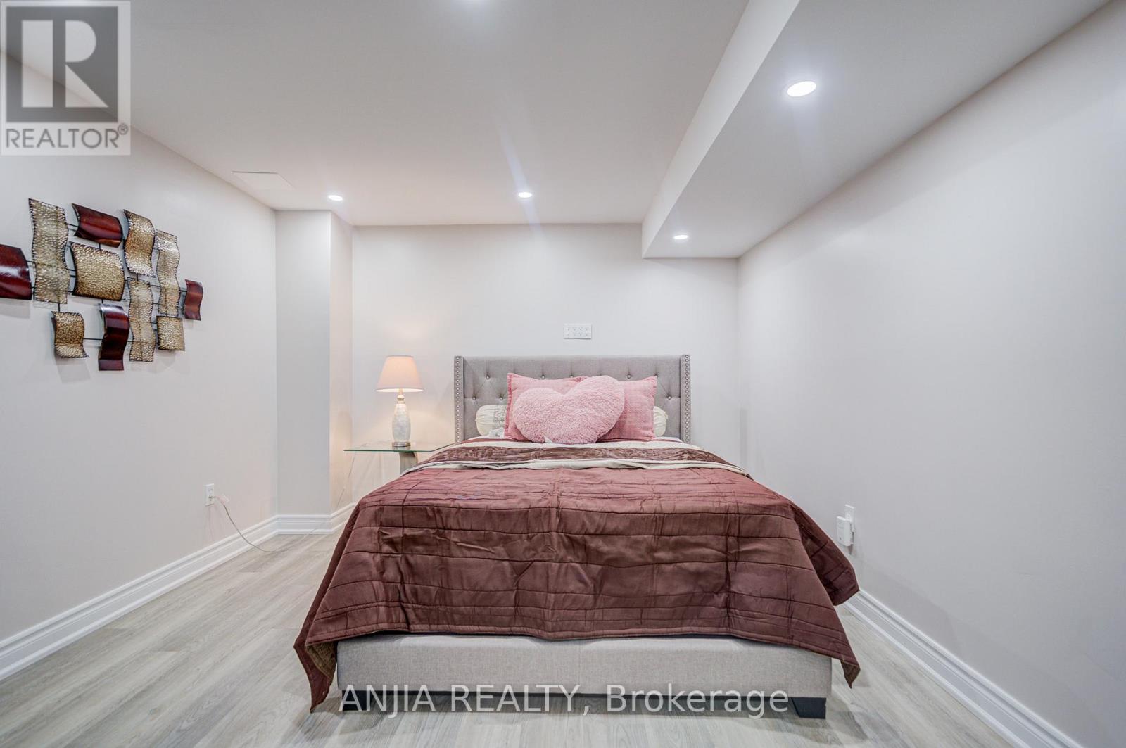 203 James Ratcliff Avenue, Whitchurch-Stouffville, Ontario  L4A 0L5 - Photo 44 - N12761584