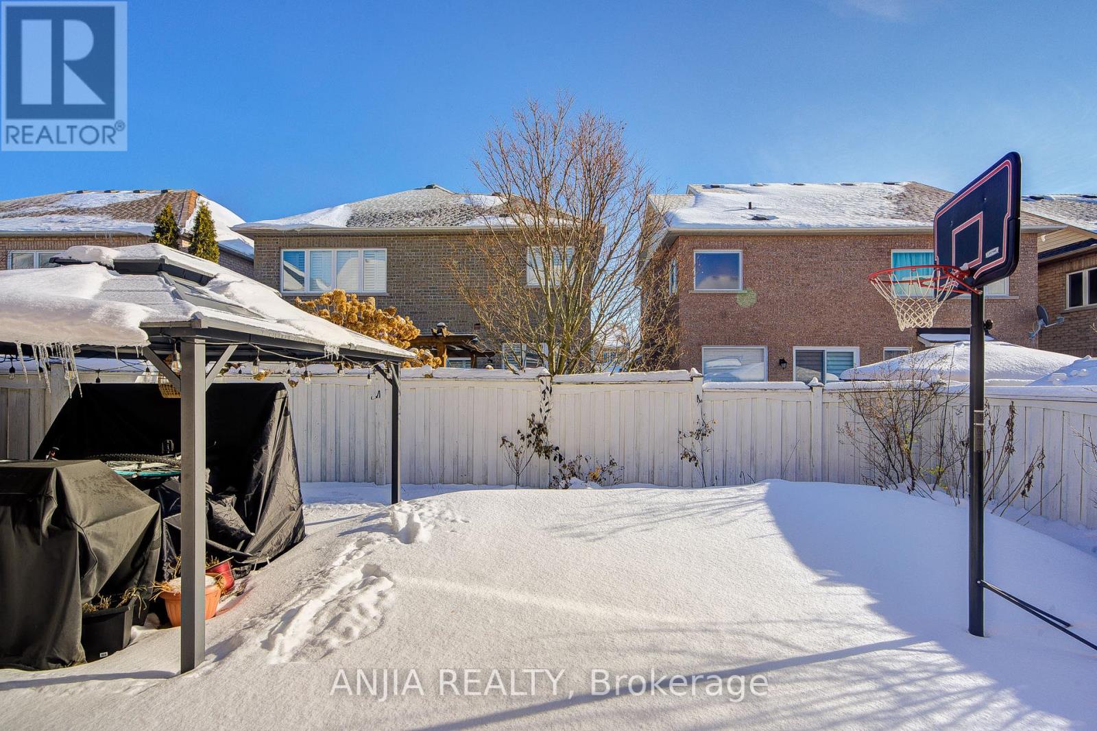 203 James Ratcliff Avenue, Whitchurch-Stouffville, Ontario  L4A 0L5 - Photo 48 - N12761584