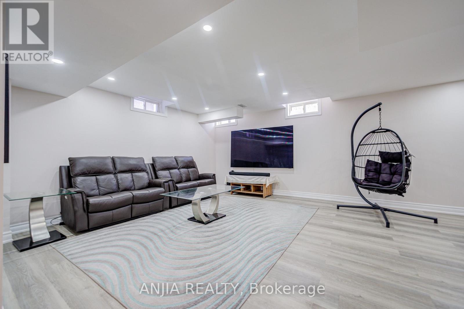 203 James Ratcliff Avenue, Whitchurch-Stouffville, Ontario  L4A 0L5 - Photo 42 - N12761584