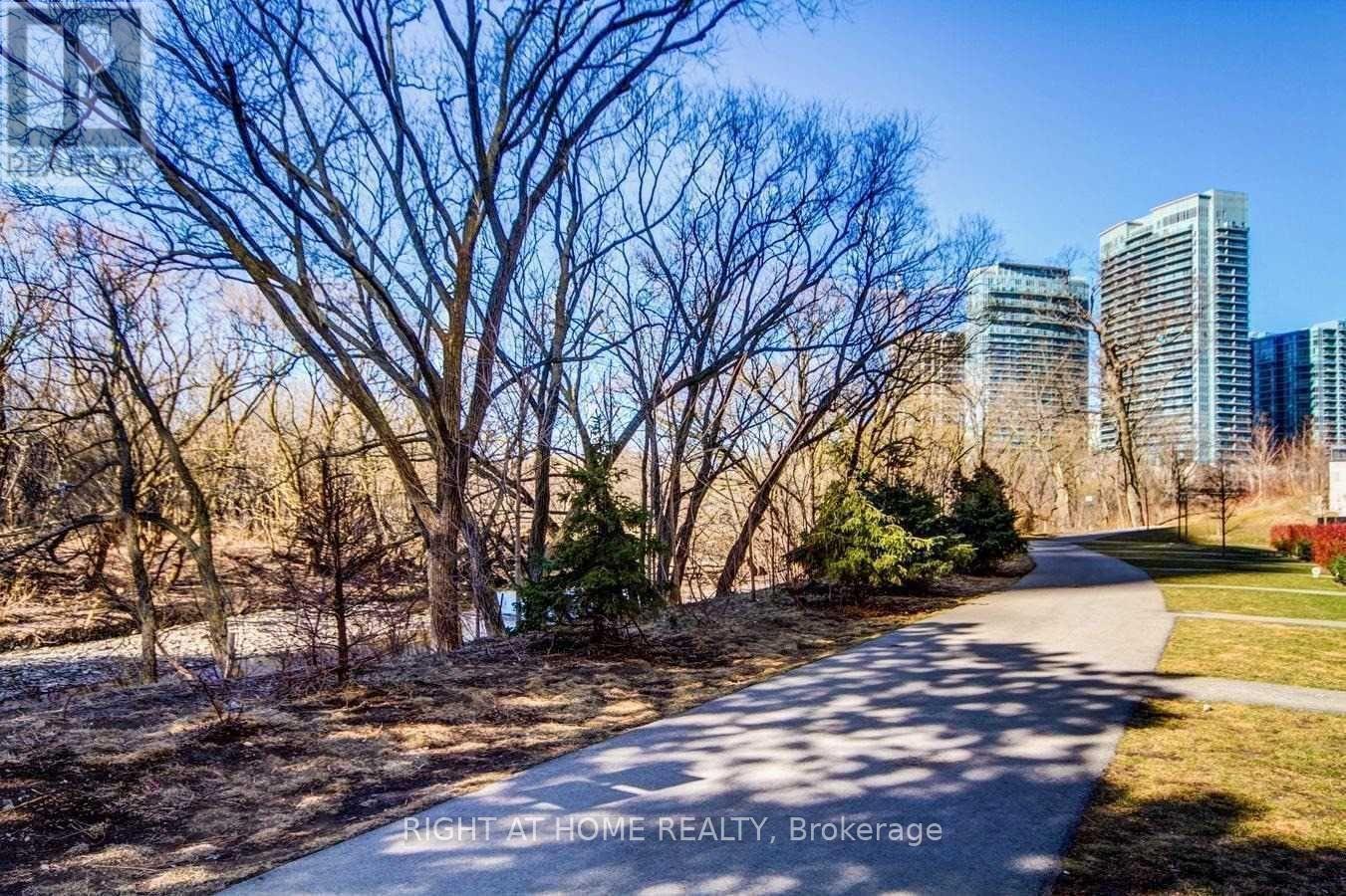 314 - 10 Park Lawn Road, Toronto (Mimico), Ontario  M8V 0H9 - Photo 31 - W12773624