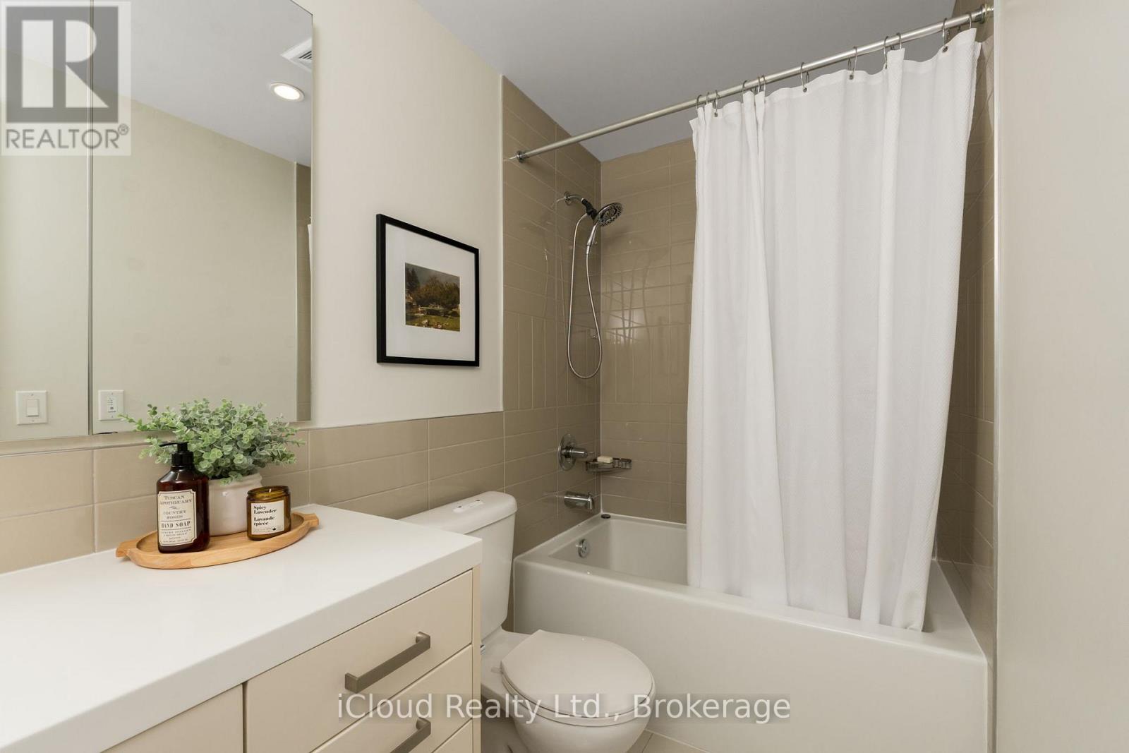 714 - 1 Old Mill Drive, Toronto (High Park-Swansea), Ontario  M6S 0A1 - Photo 21 - W12773634