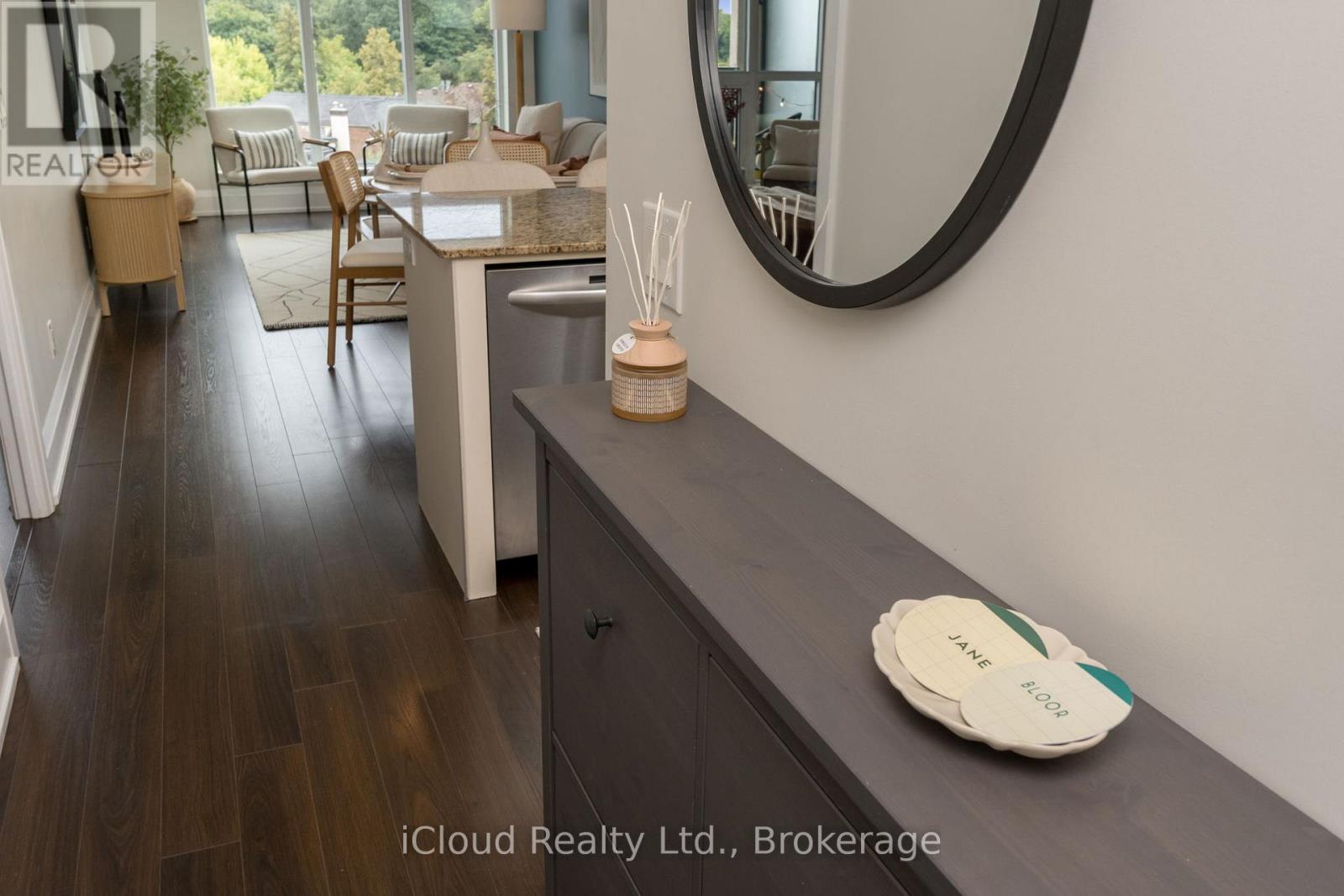 714 - 1 Old Mill Drive, Toronto (High Park-Swansea), Ontario  M6S 0A1 - Photo 27 - W12773634