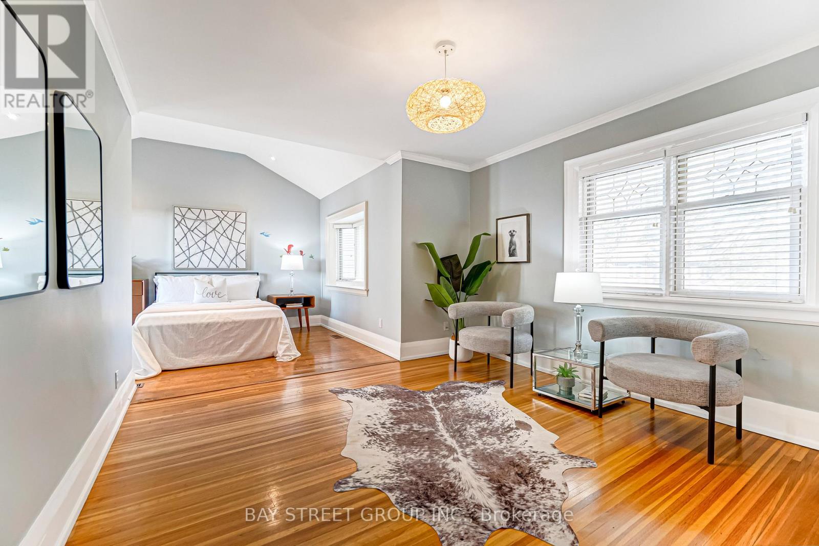 136 Humbercrest Boulevard, Toronto (Runnymede-Bloor West Village), Ontario  M6S 4L3 - Photo 26 - W12773662