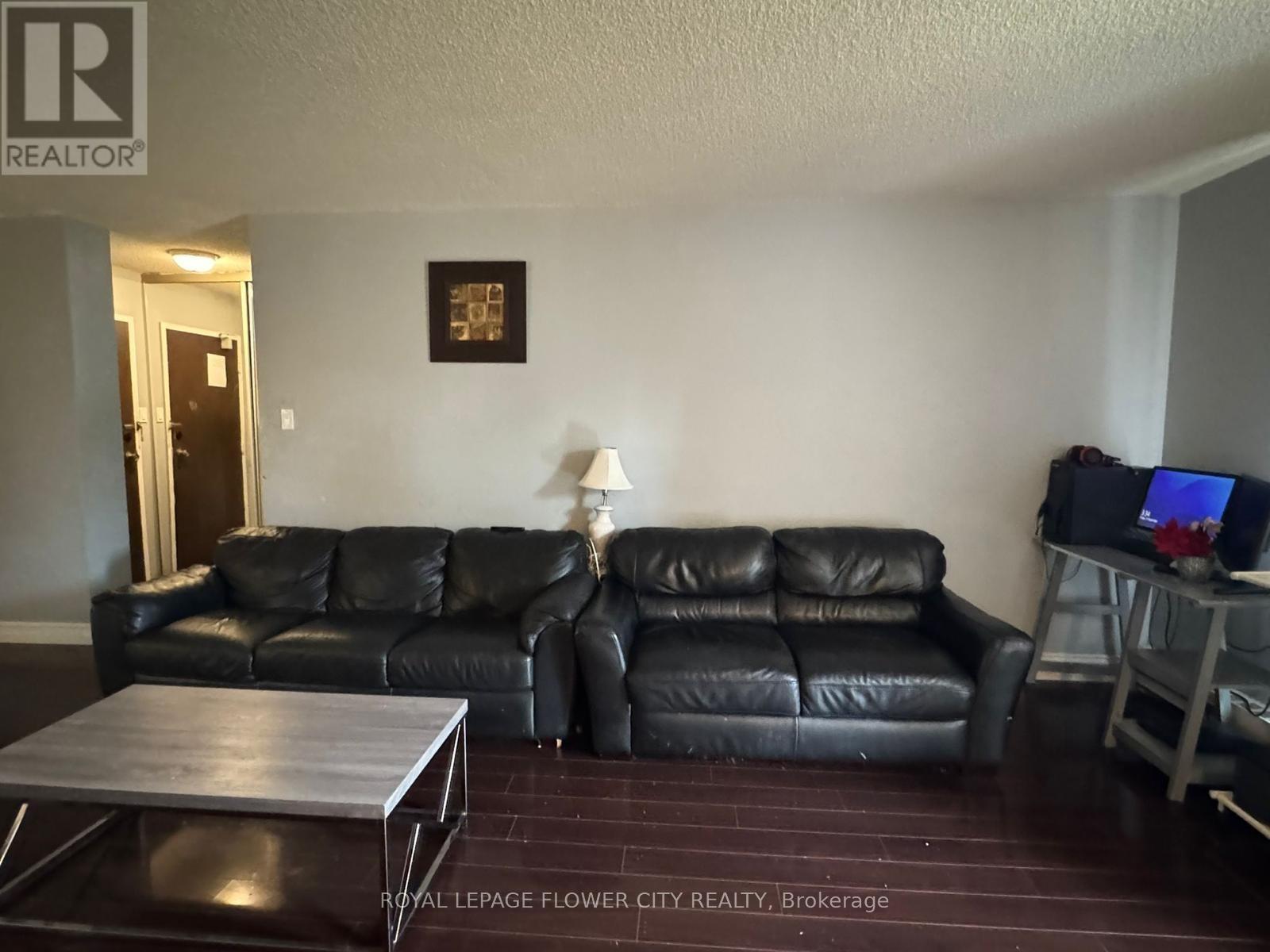 309 - 2929 Aquitaine Avenue, Mississauga (Meadowvale), Ontario  L5N 2C7 - Photo 2 - W12773668