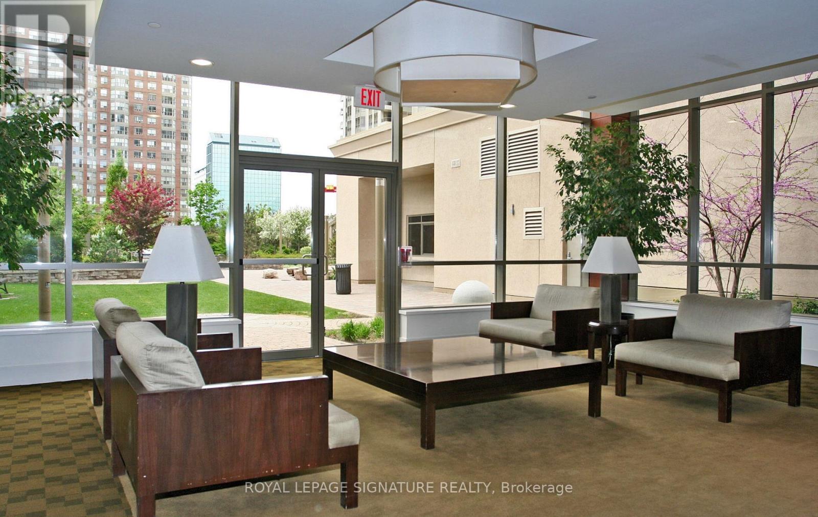 1508 - 3880 Duke Of York Boulevard, Mississauga (City Centre), Ontario  L5B 4M7 - Photo 47 - W12773672