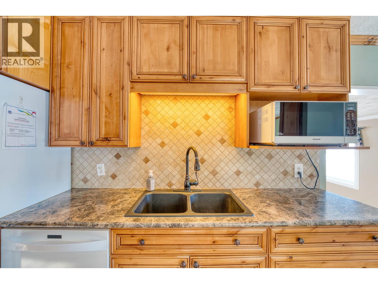 17266 Prespatou Road, Fort St. John, British Columbia  V0C 1Y0 - Photo 8 - R3088182